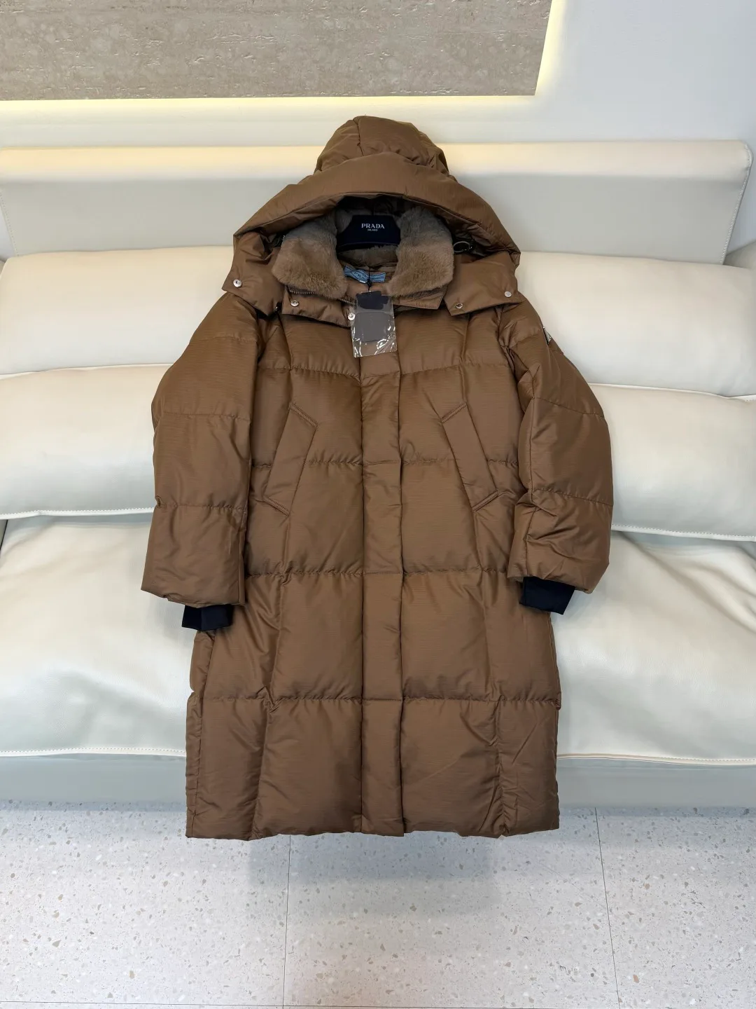 Куртки И Пуховики Женские Prada 19100441