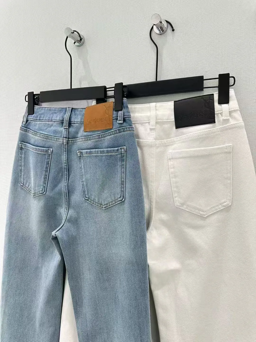 Джинсы Женские Saint Laurent 1698617