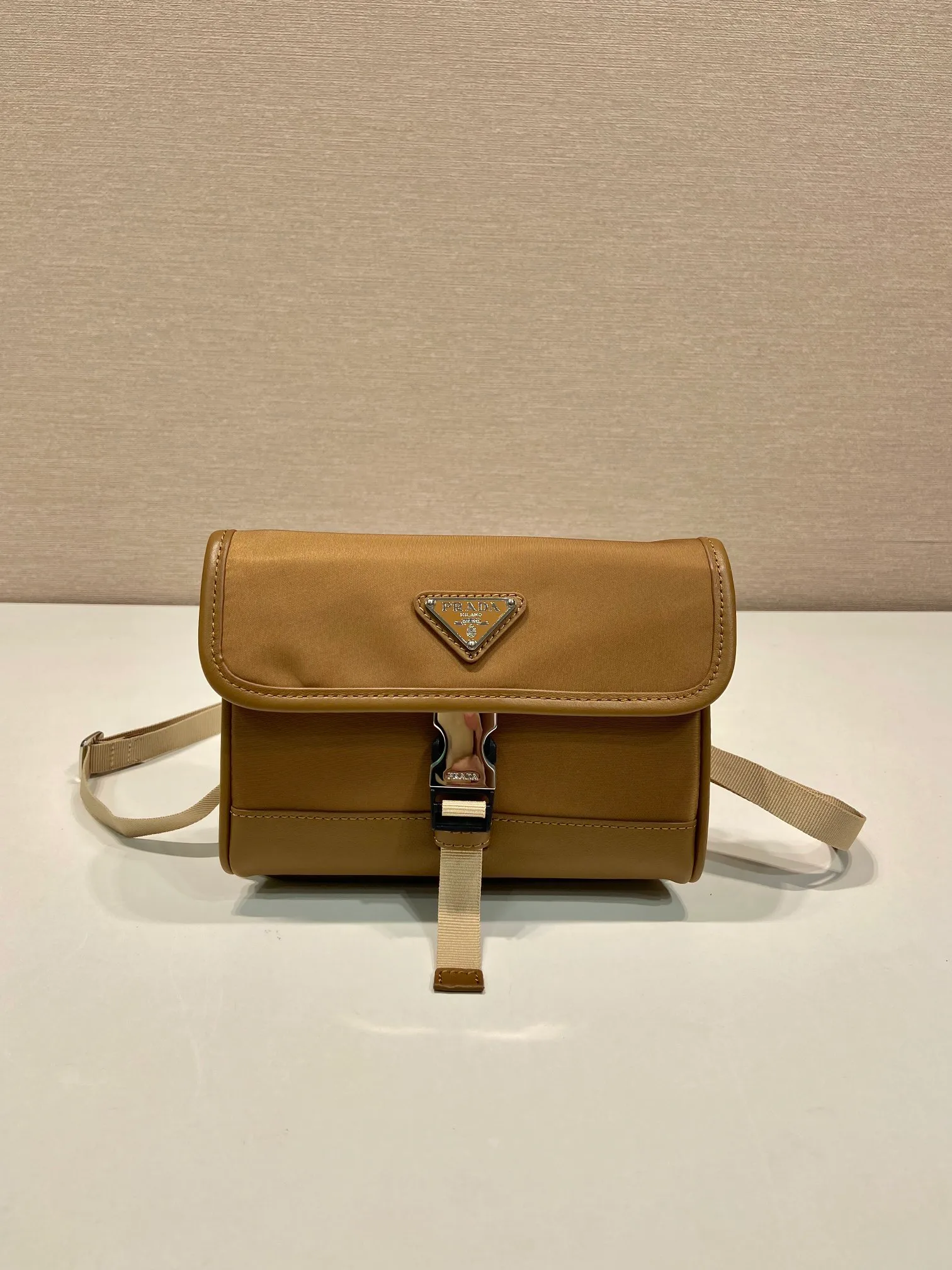 Клатчи Женские Prada 13346058