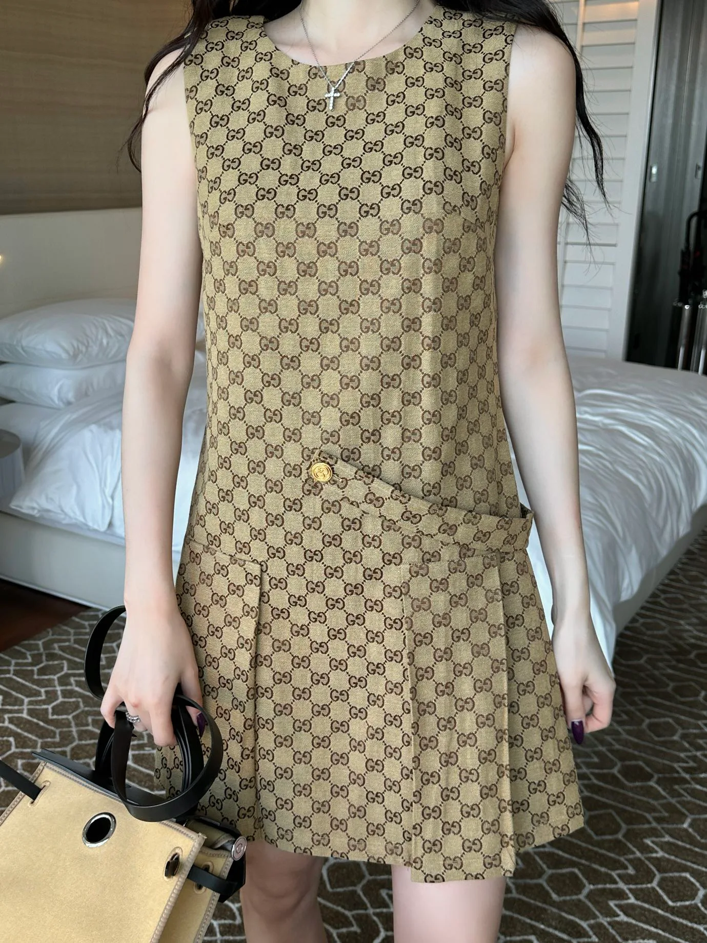 Платья Женские Gucci 24742