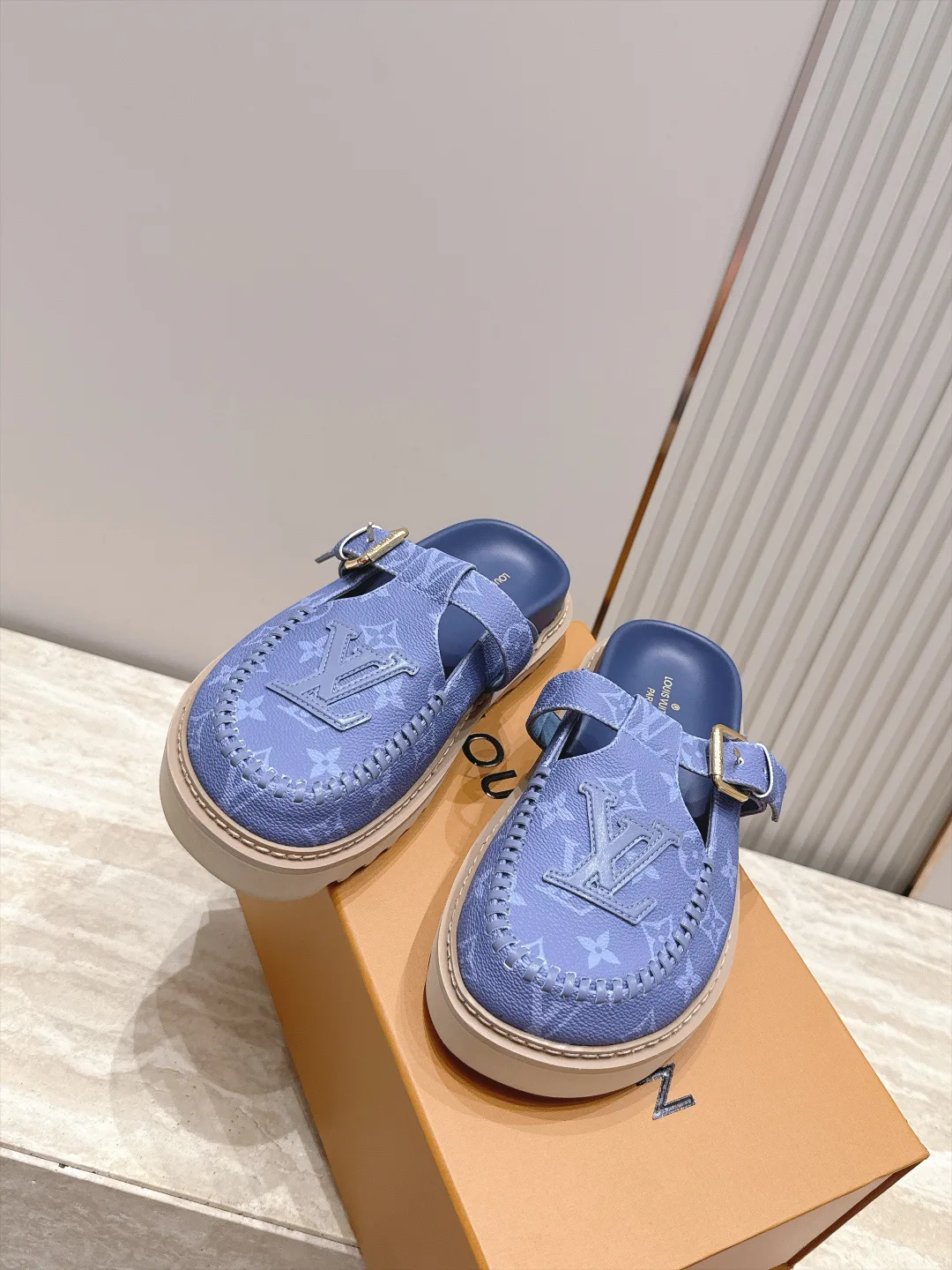 Мюли И Сабо Женские Louis Vuitton 18187134