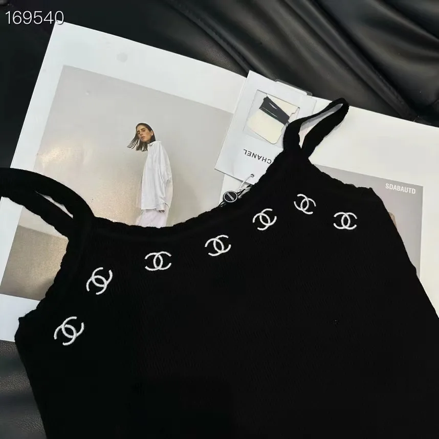 Жилеты Женские Chanel 5829702