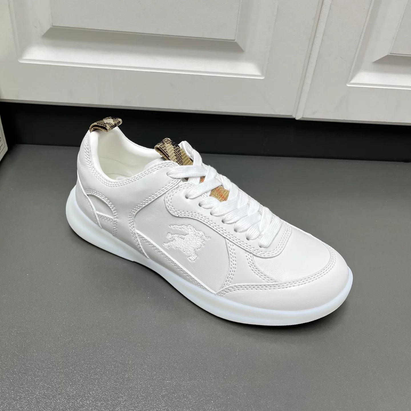 Кроссовки Мужские Burberry 9998342