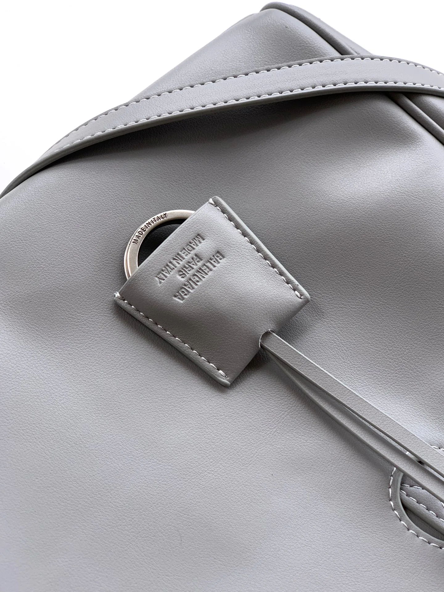 Сумки На Ремне Женские Balenciaga 84591