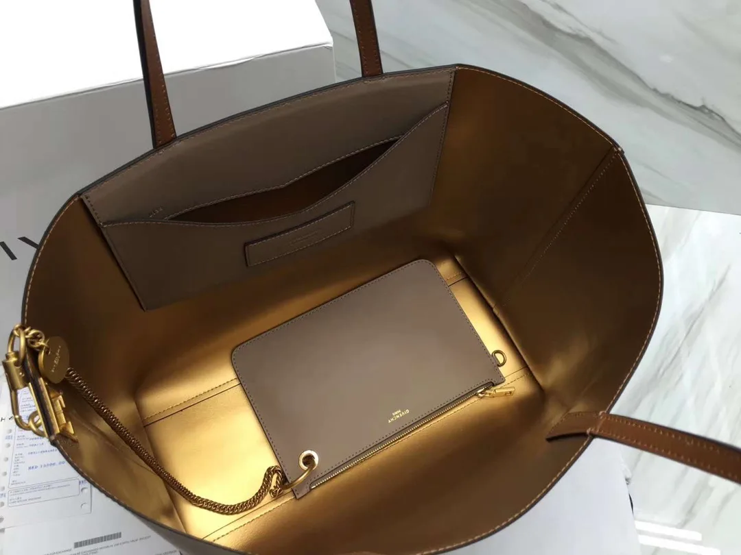 Классические Сумки Женские Givenchy 393523