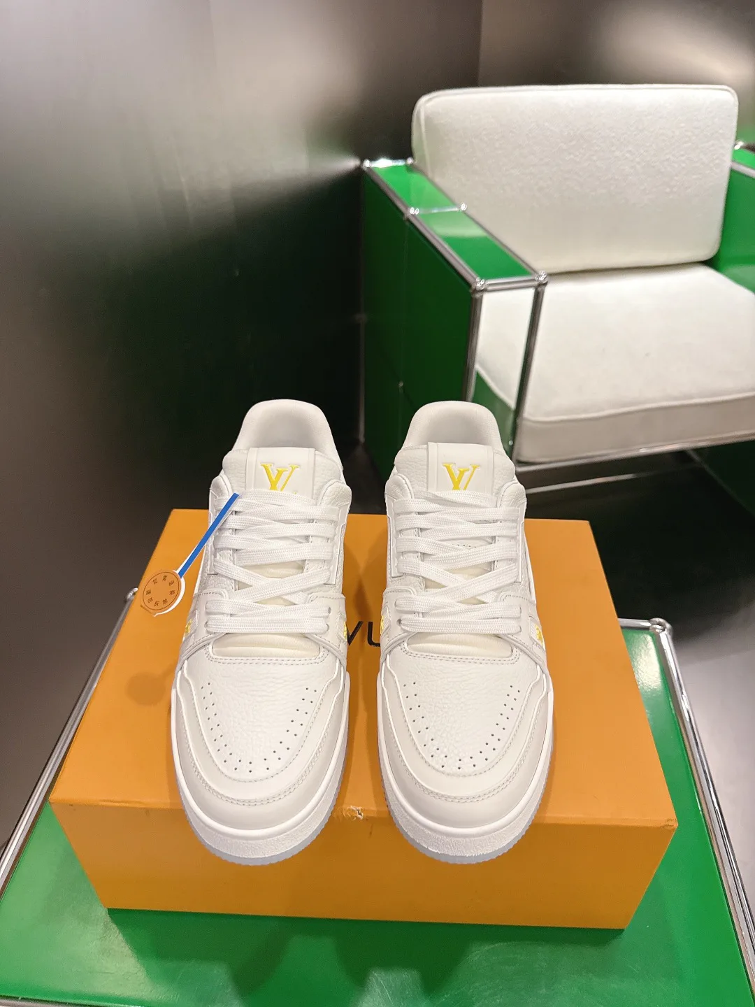 Кроссовки Женские Louis Vuitton 13152717