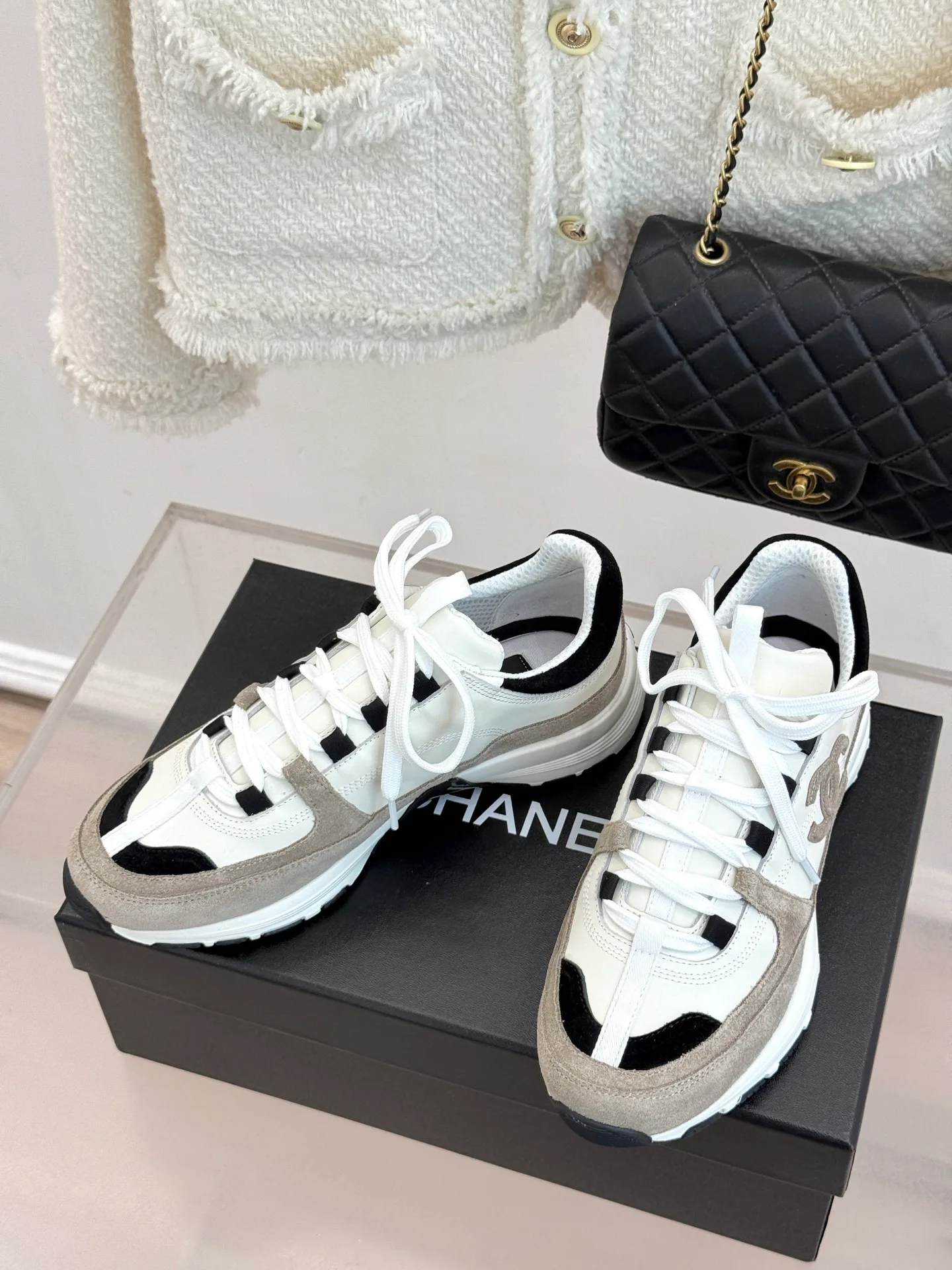 Кроссовки Женские Chanel 11394678