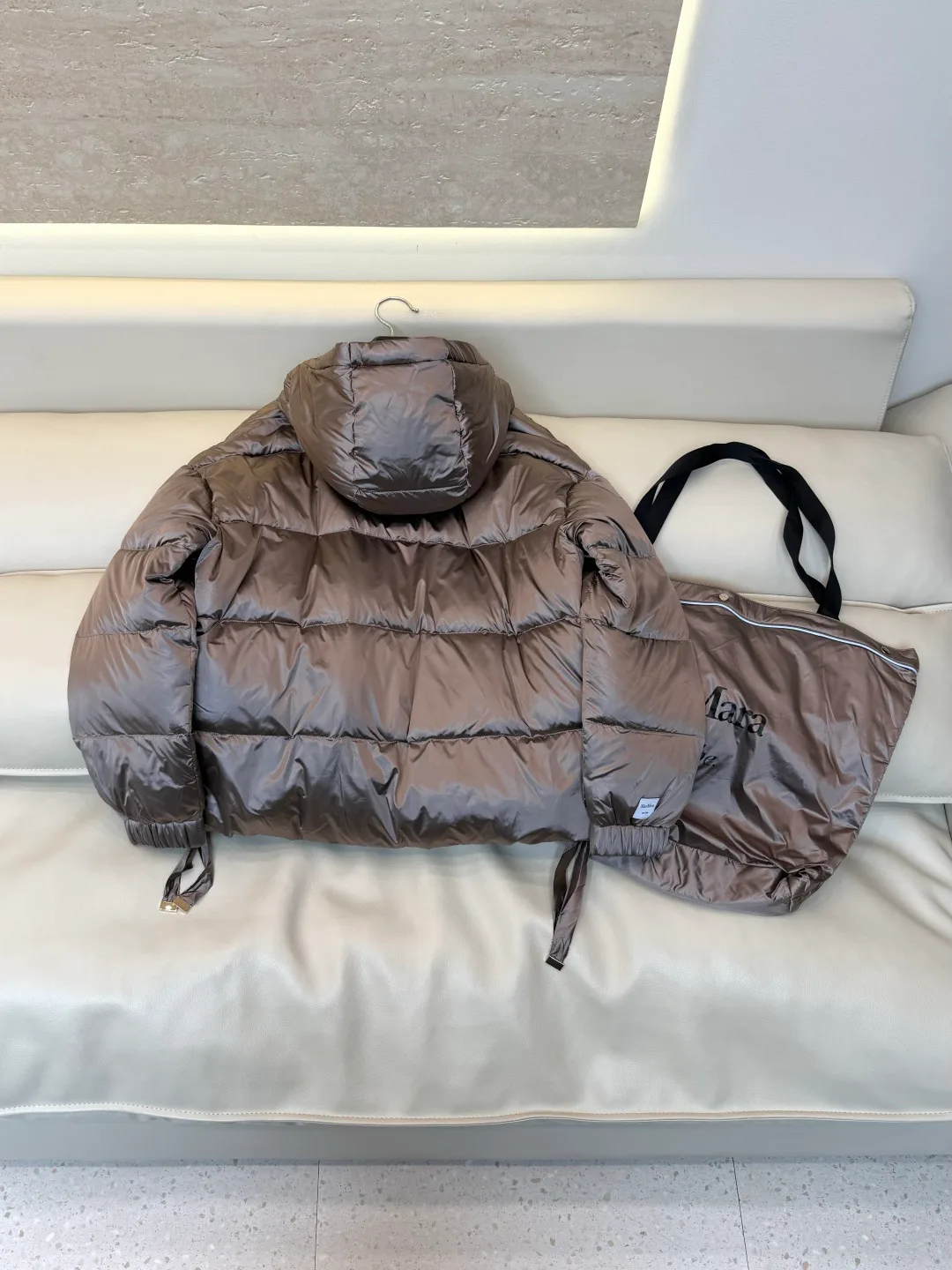 Куртки И Пуховики Женские Max Mara 19681159