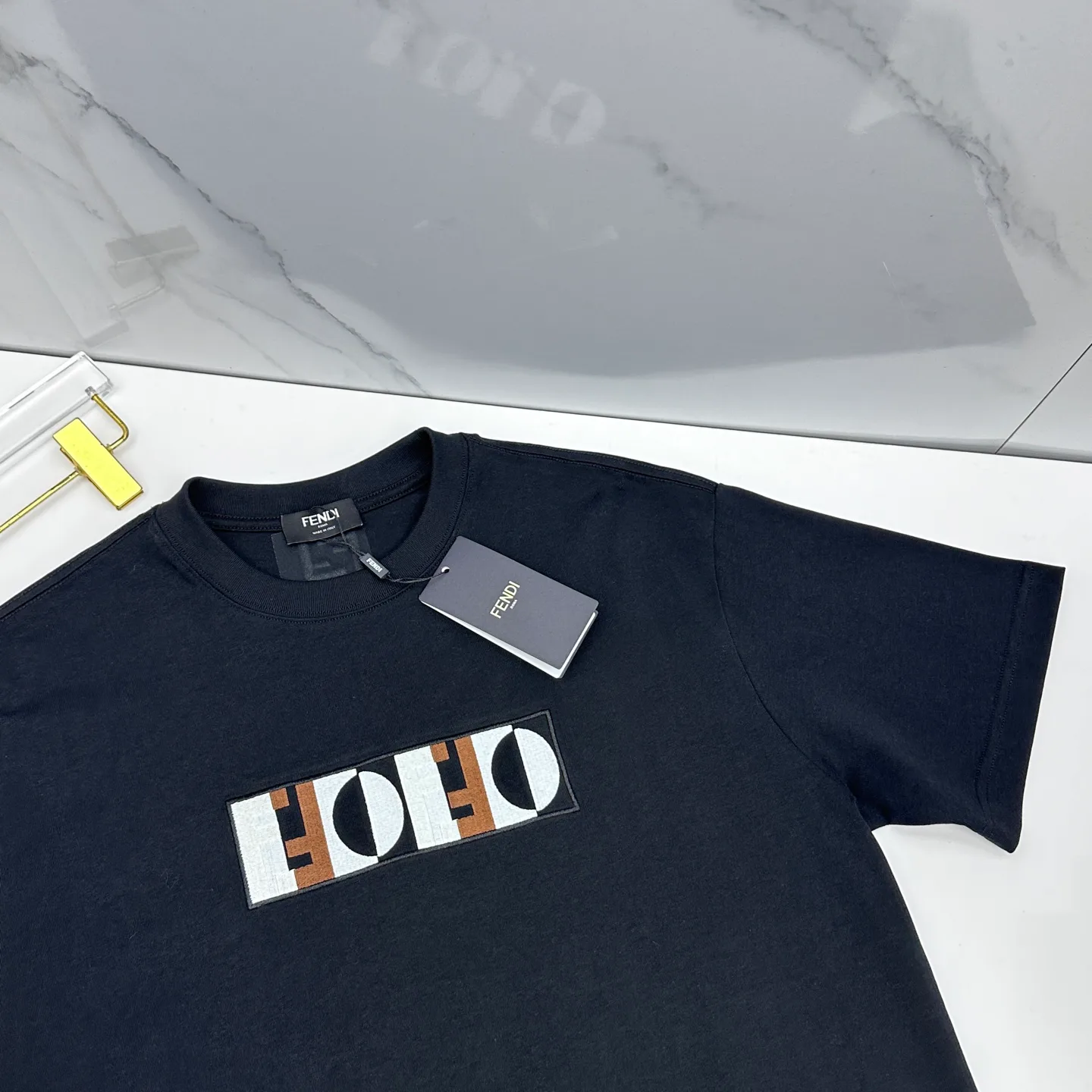 Футболки Женские Fendi 2237392