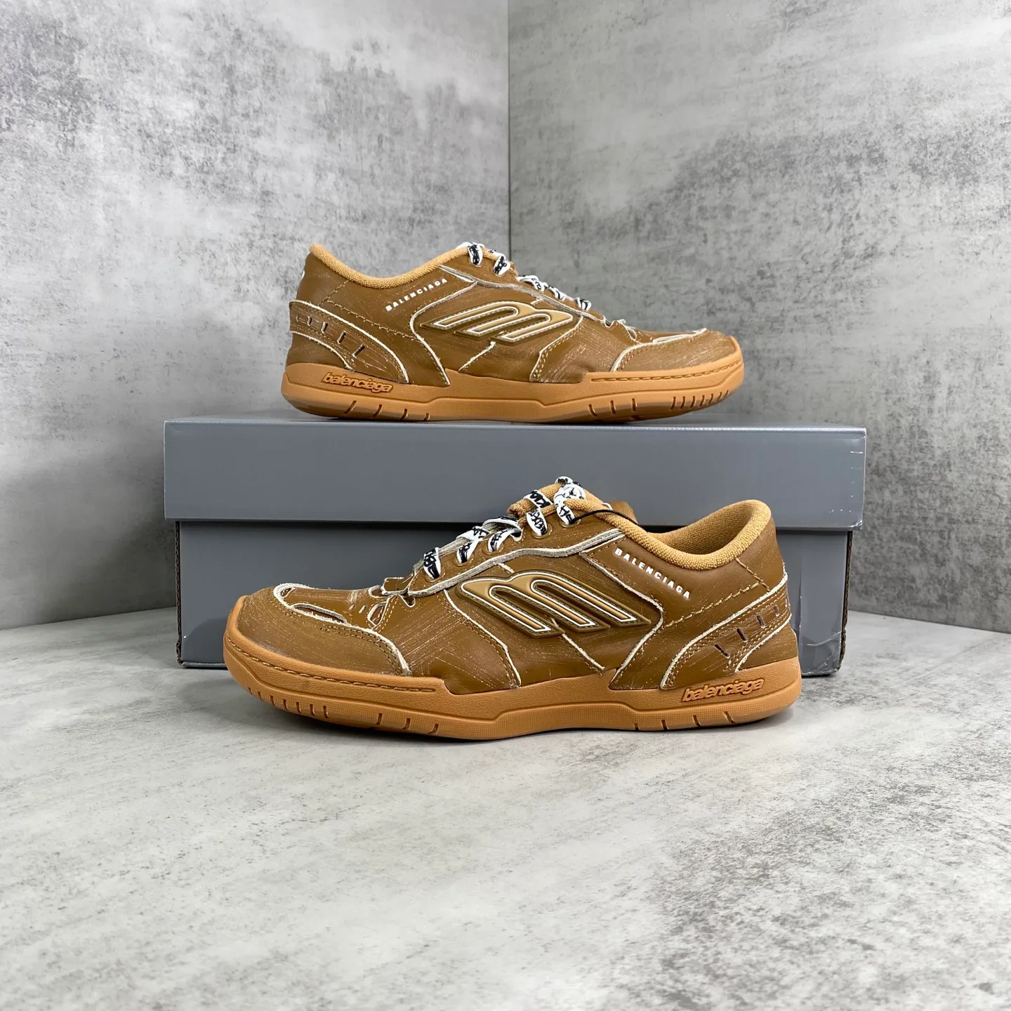 Кроссовки Женские Balenciaga 13193951