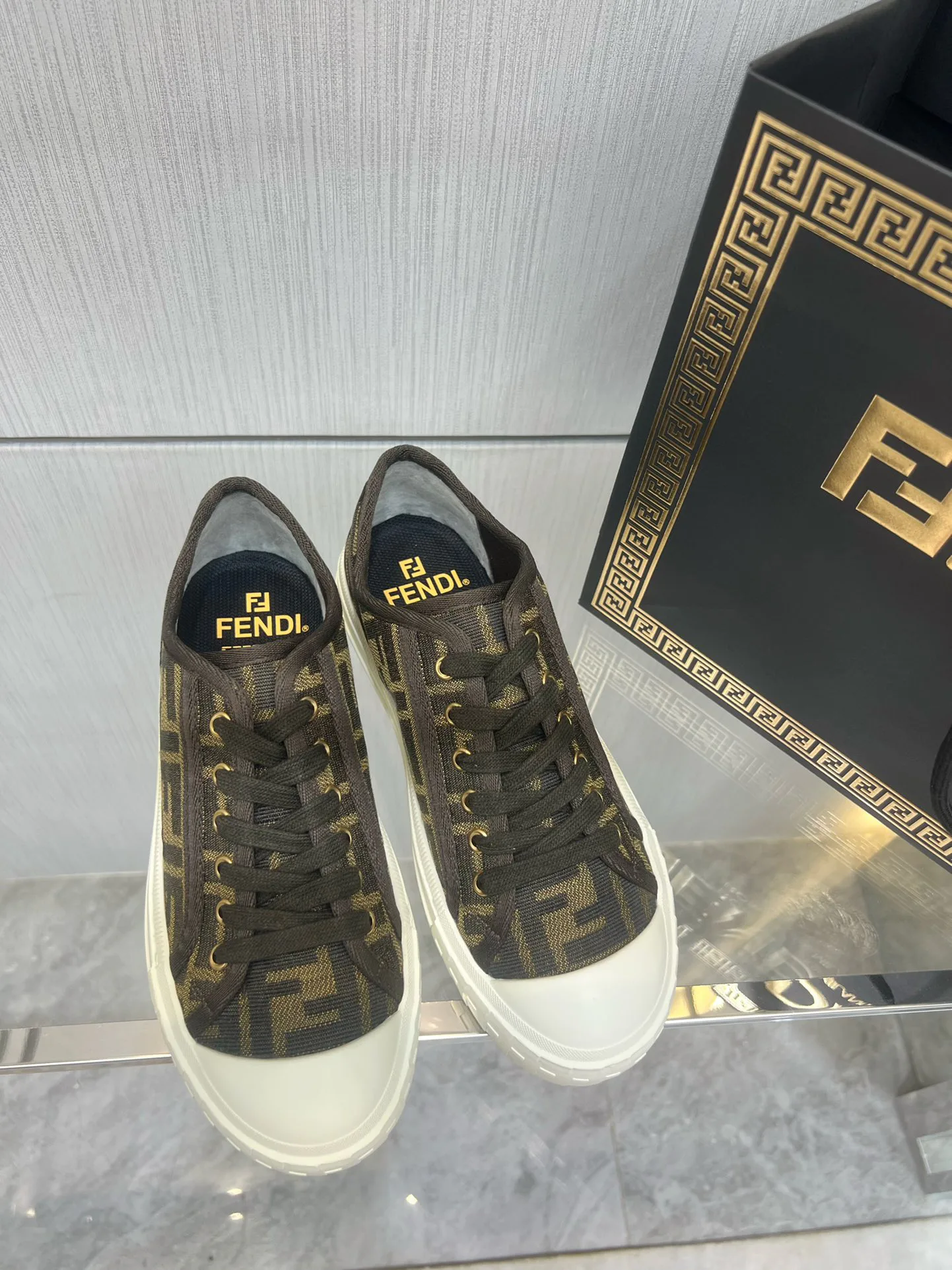 Кеды Женские Fendi 5400