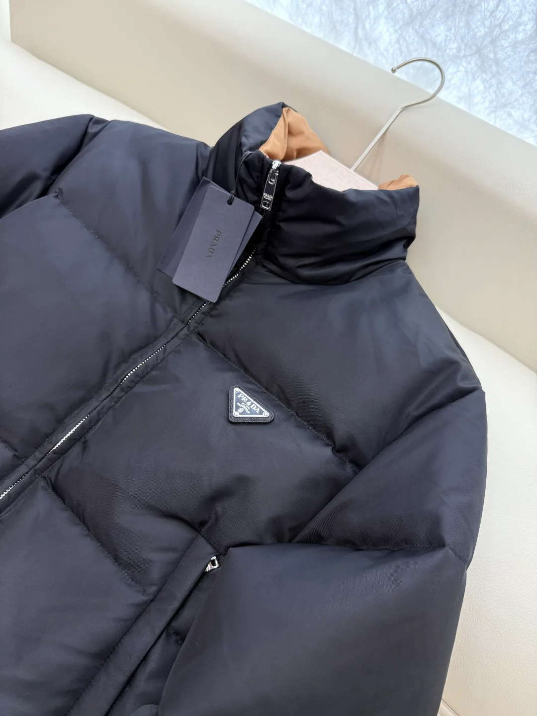 Куртки И Пуховики Женские Prada 19572383