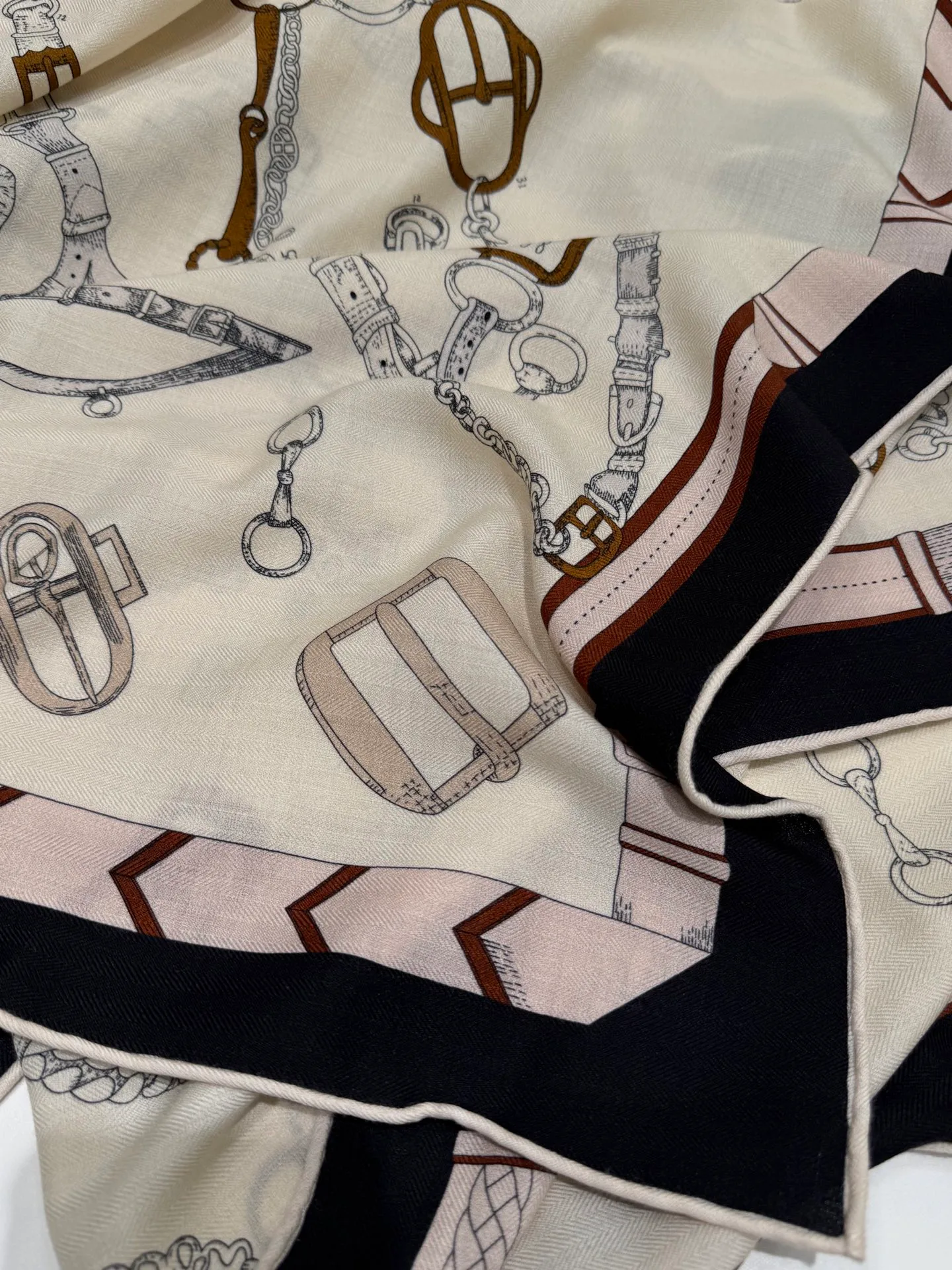 Шарфы Hermes 945536