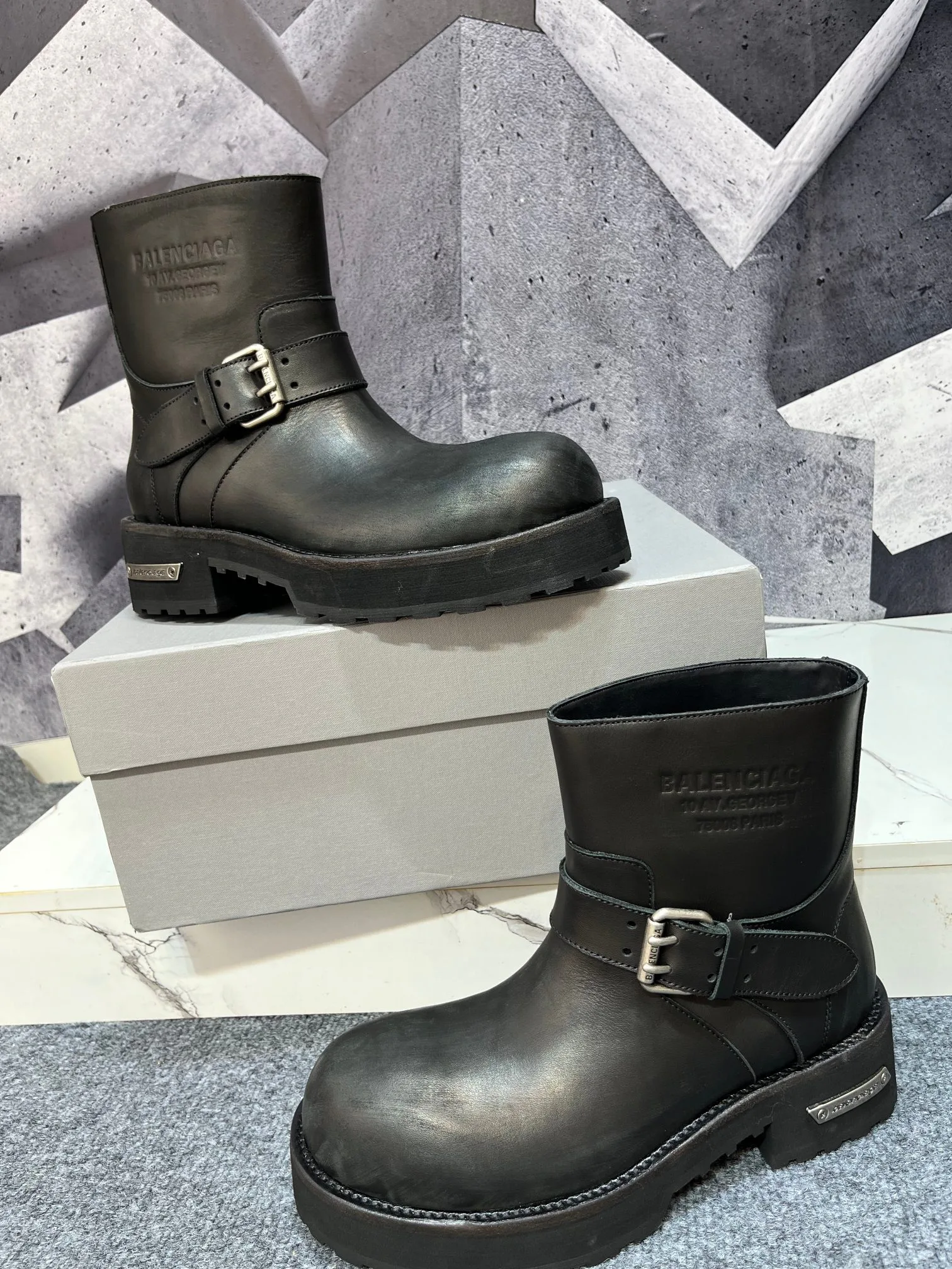 Ботинки Мужские Balenciaga 17962244