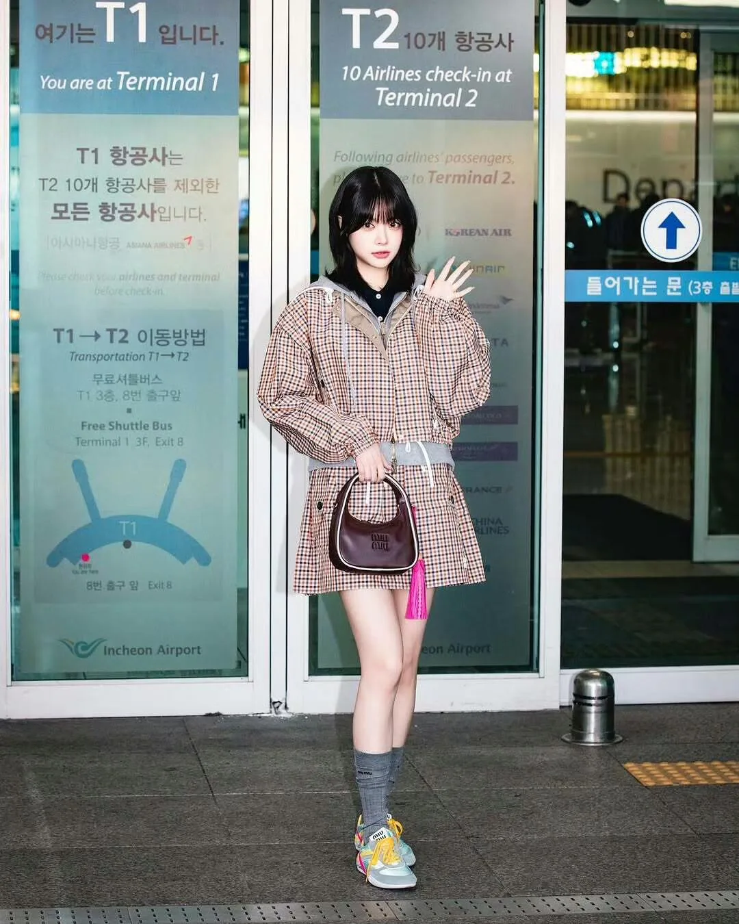 Шорты Женские Miu Miu 26580