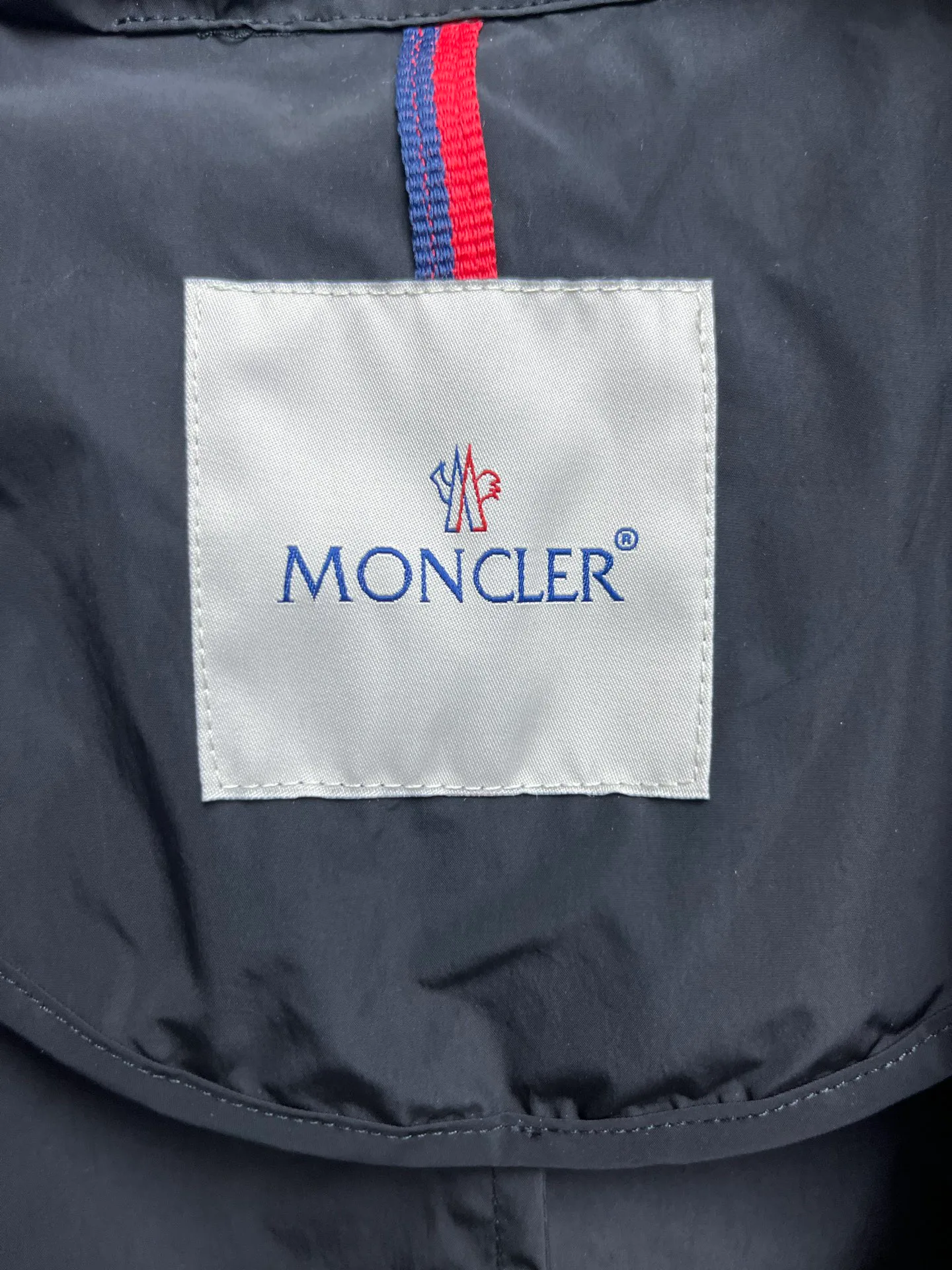 Куртки И Пуховики Женские Moncler 11862725