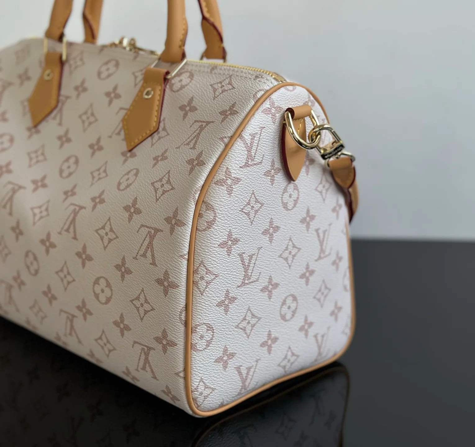 Классические Сумки Женские Louis Vuitton 11564779