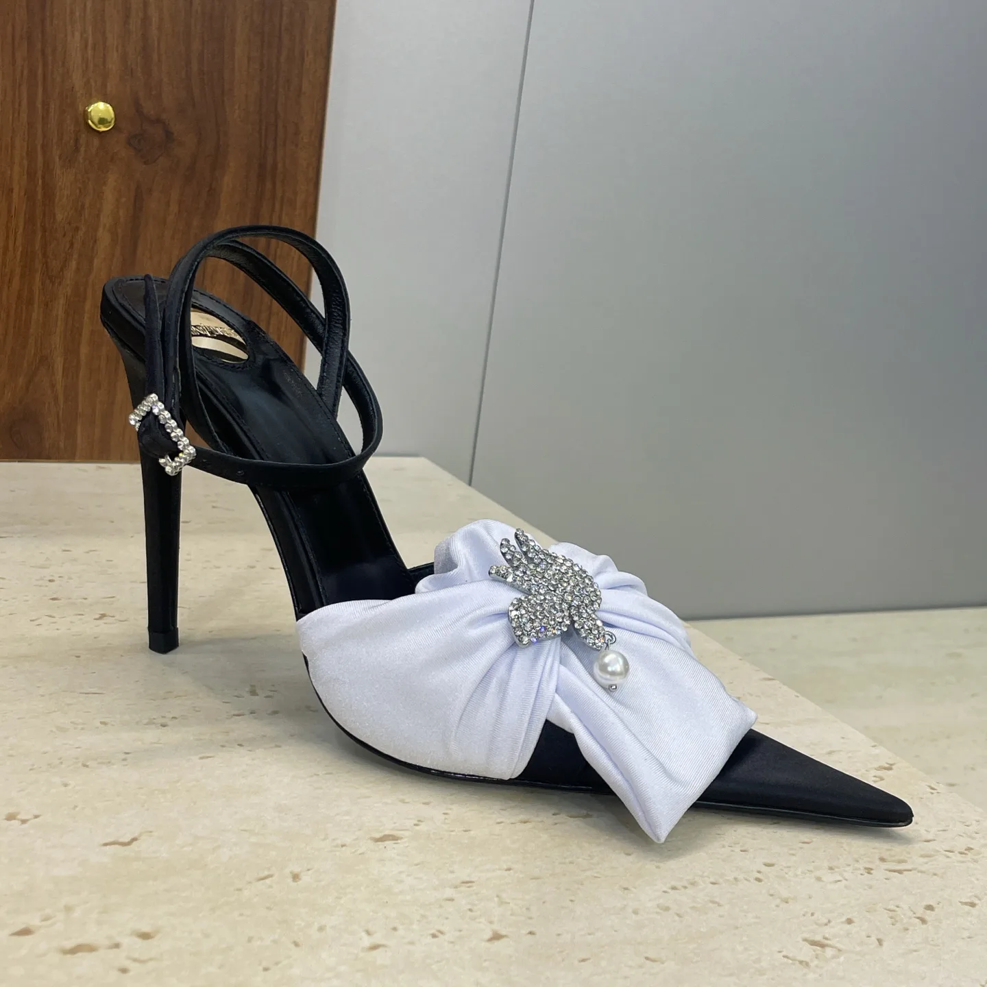 Босоножки Женские Saint Laurent 3009079