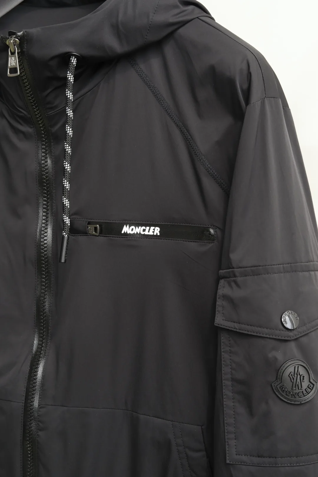 Куртки И Пуховики Мужские Moncler 26756