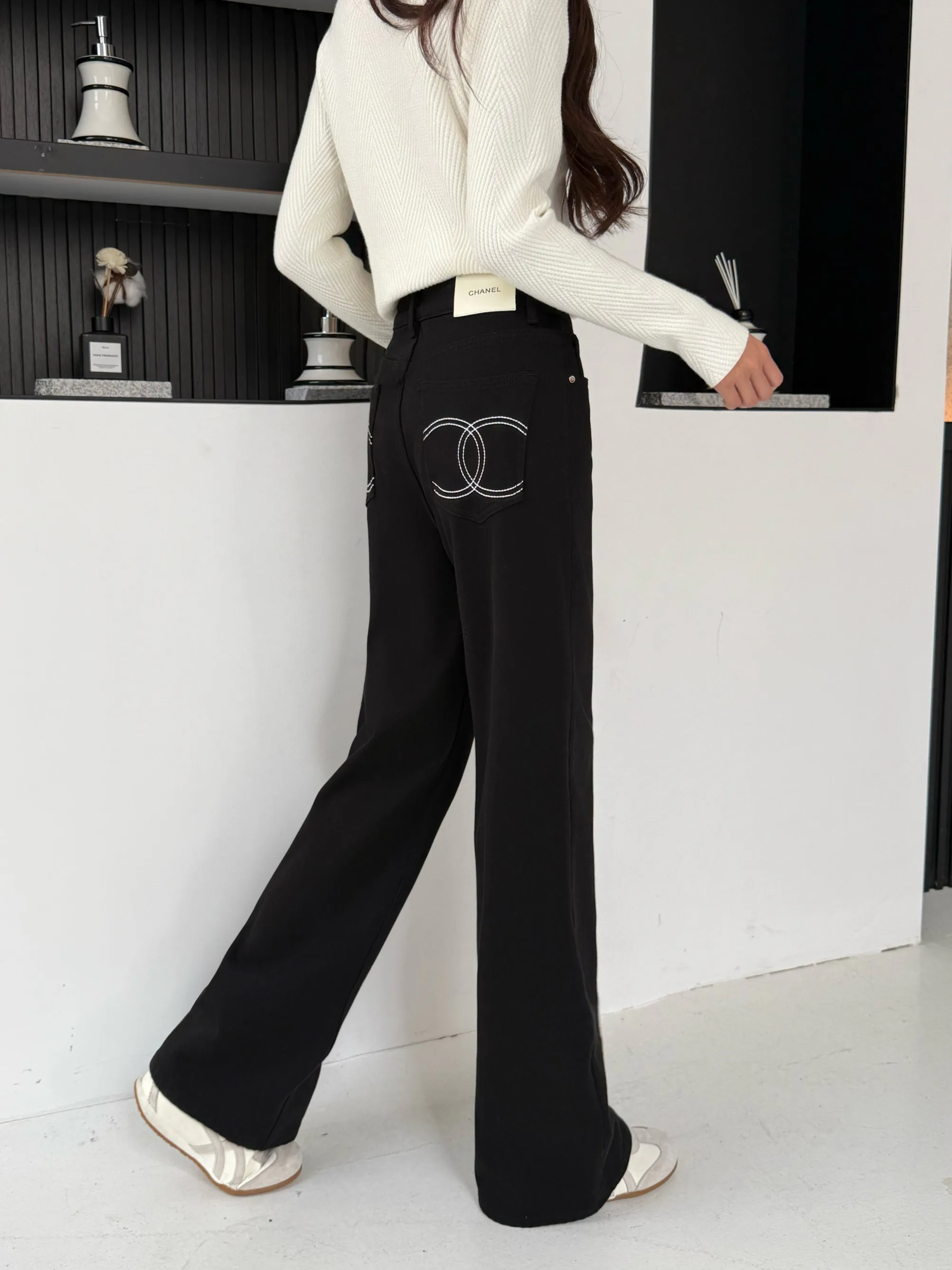 Джинсы Женские Chanel 19685528