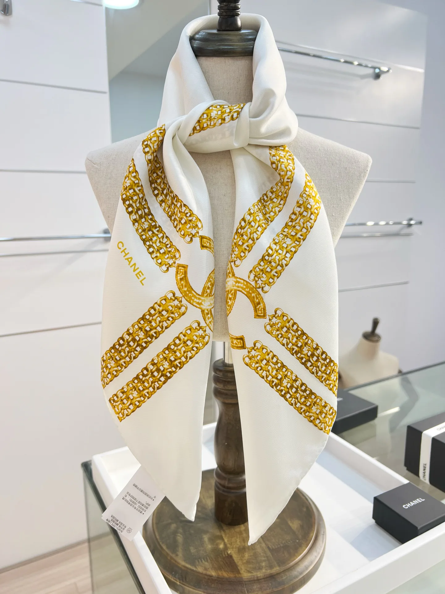 Платки Chanel 11616367