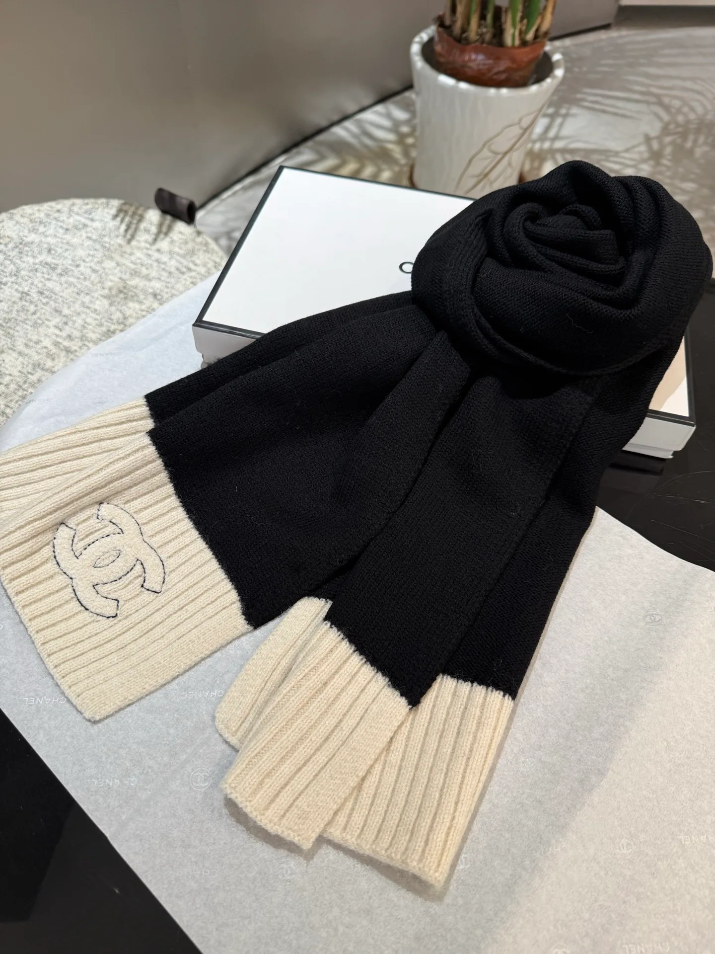 Шарфы Chanel 5445751