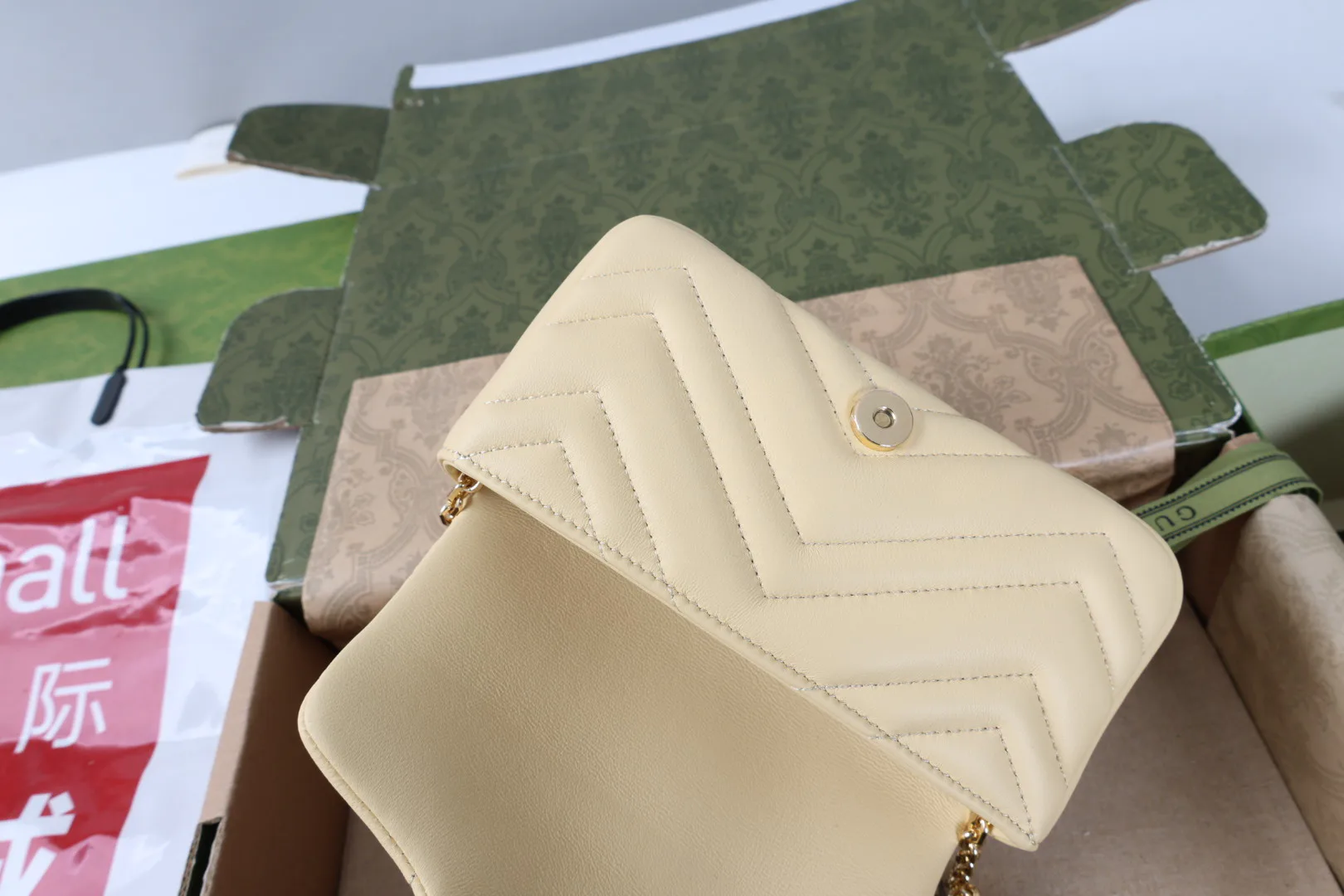 Классические Сумки Женские Gucci 18005070
