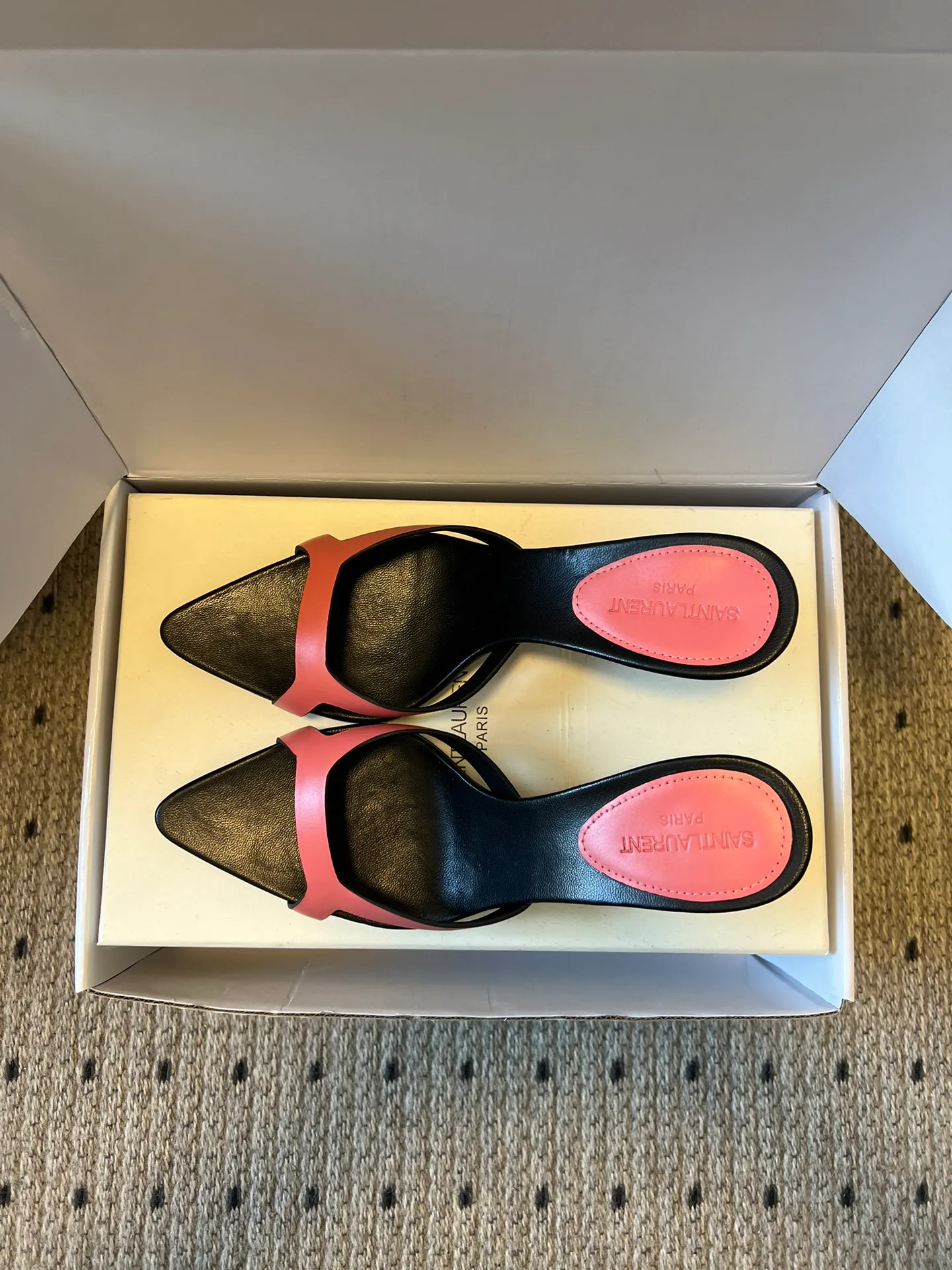 Босоножки Женские Saint Laurent 10835395