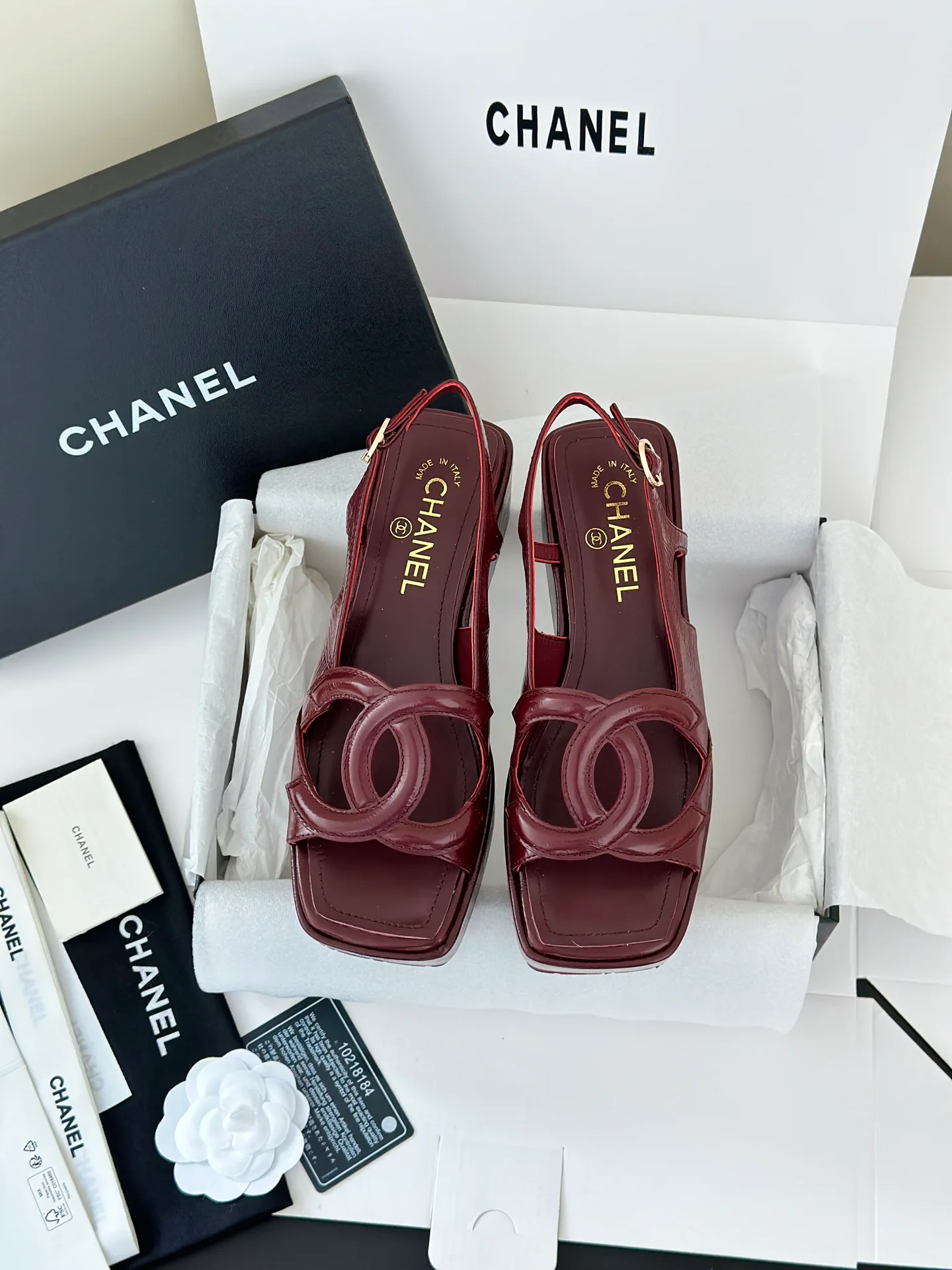 Босоножки Женские Chanel 18143040