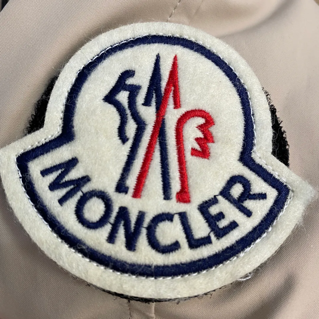 Куртки И Пуховики Мужские Moncler 435201