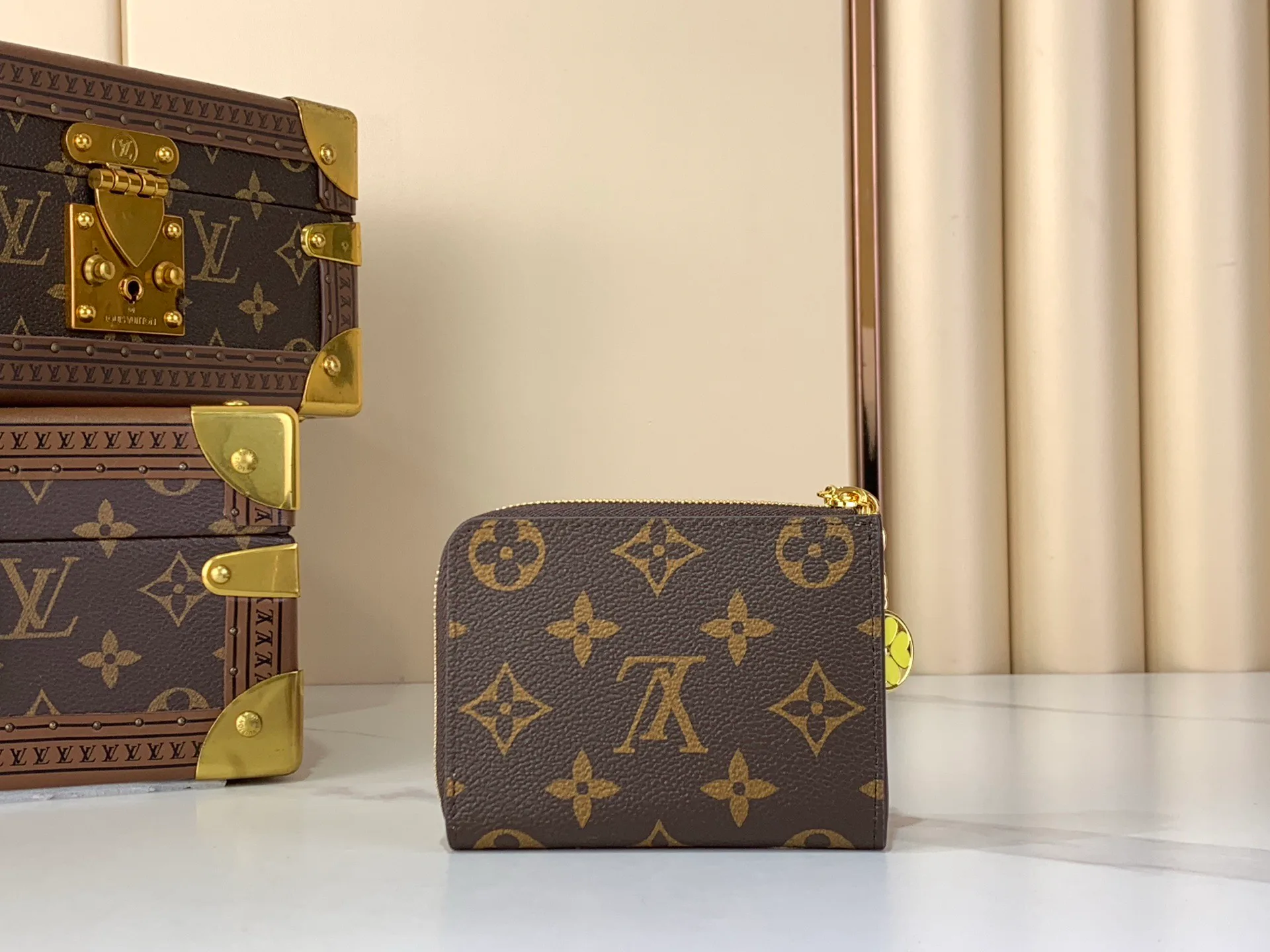 Клатчи Женские Louis Vuitton 13582758
