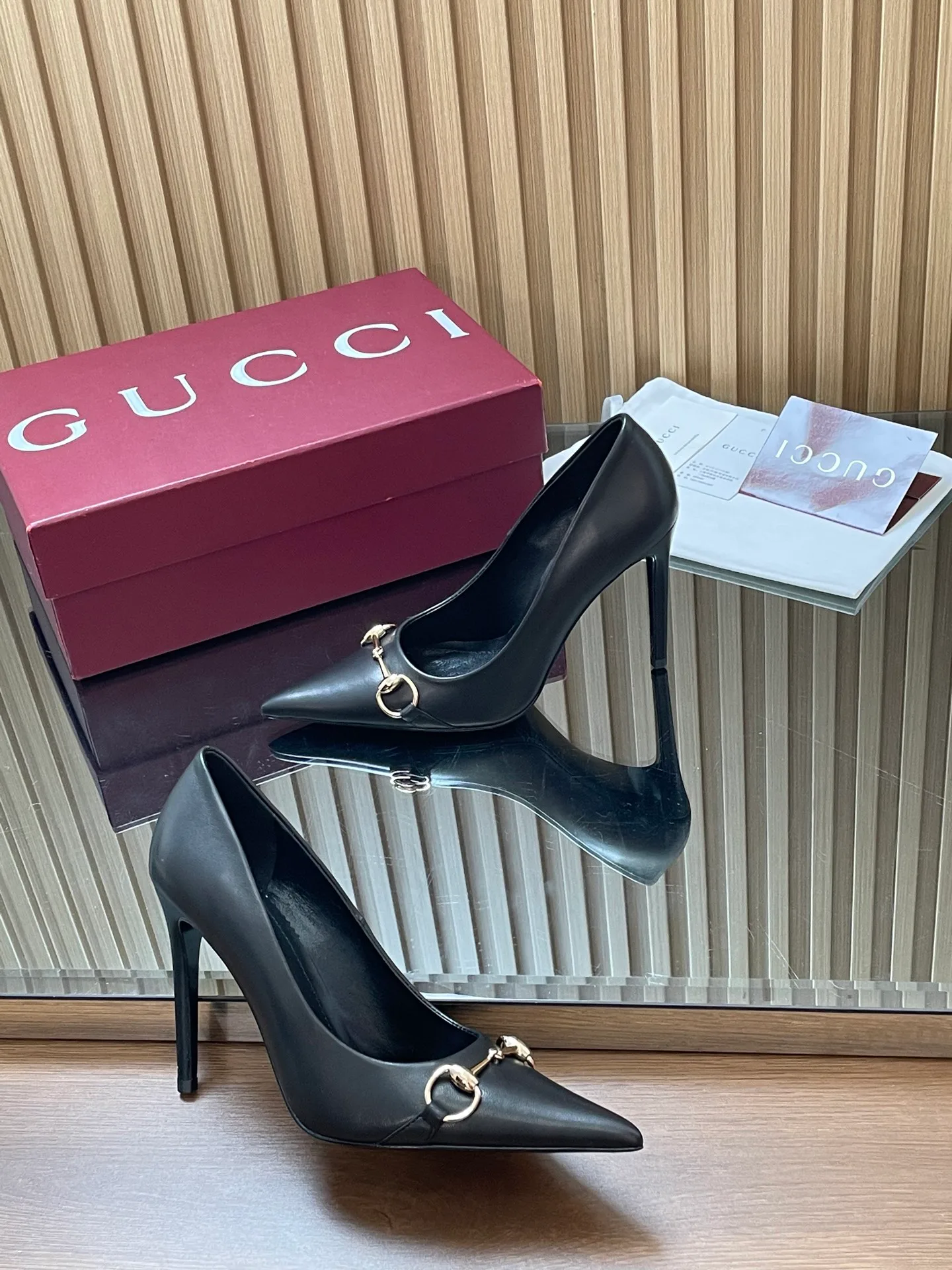 Туфли Женские Gucci 18396278