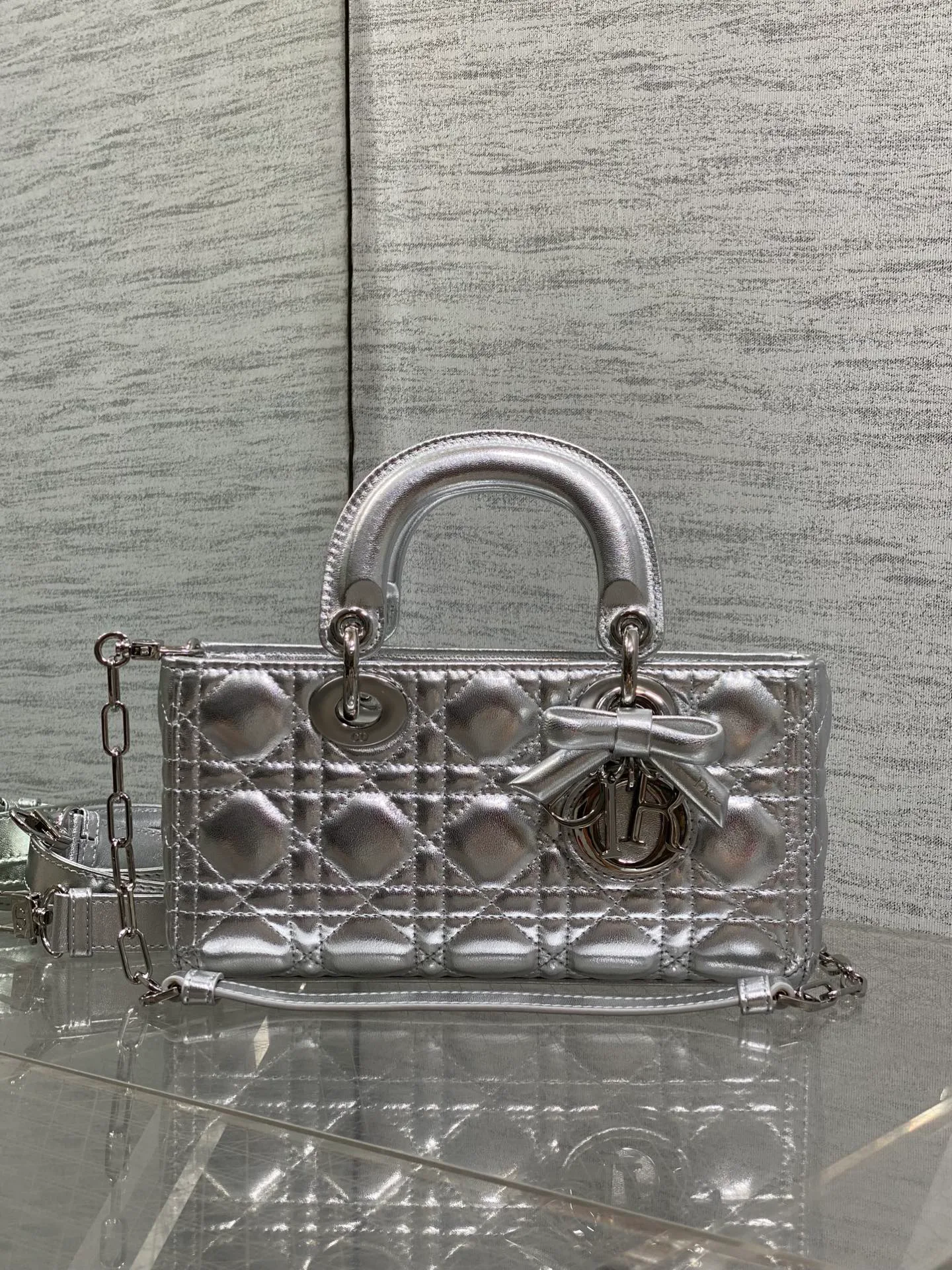 Классические Сумки Женские Christian Dior 17601493