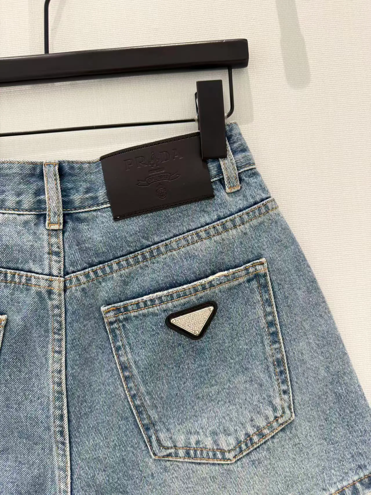 Шорты Женские Prada 11691692