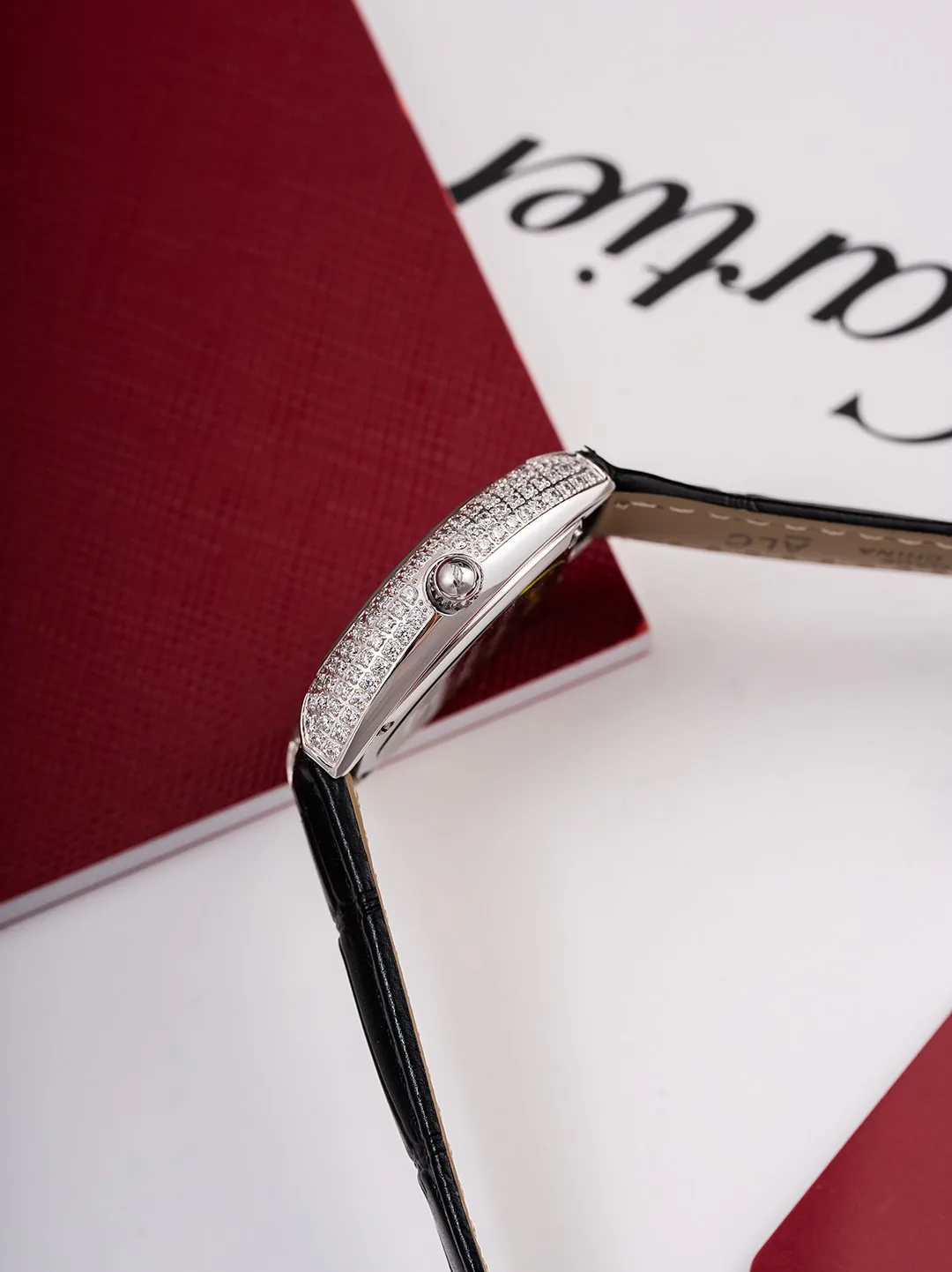 Часы Женские Cartier 18504502
