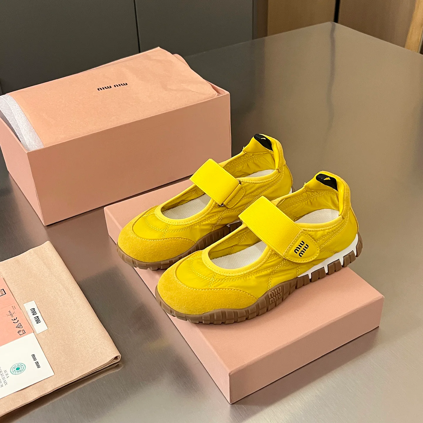 Кроссовки Женские Miu Miu 18317