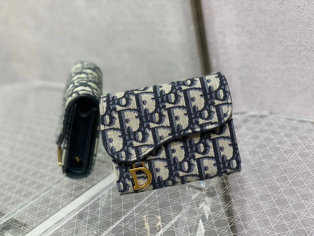 Классические Сумки Женские Christian Dior 13349625