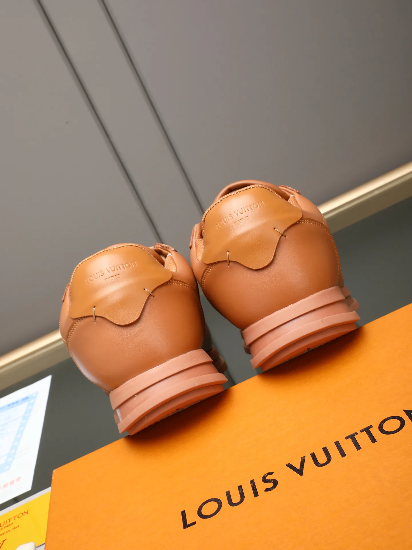 Кроссовки Мужские Louis Vuitton 11490452