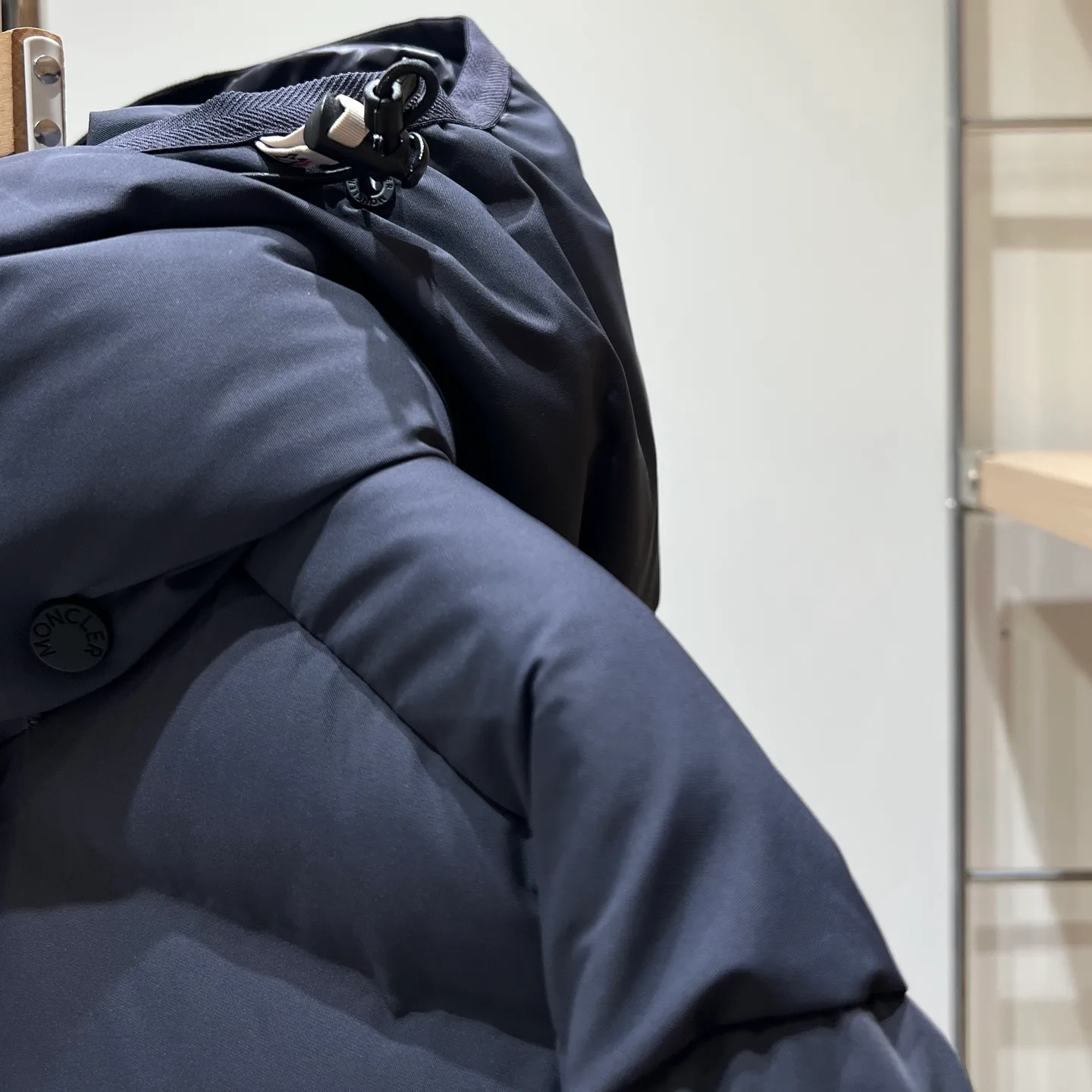 Куртки И Пуховики Женские Moncler 18723667