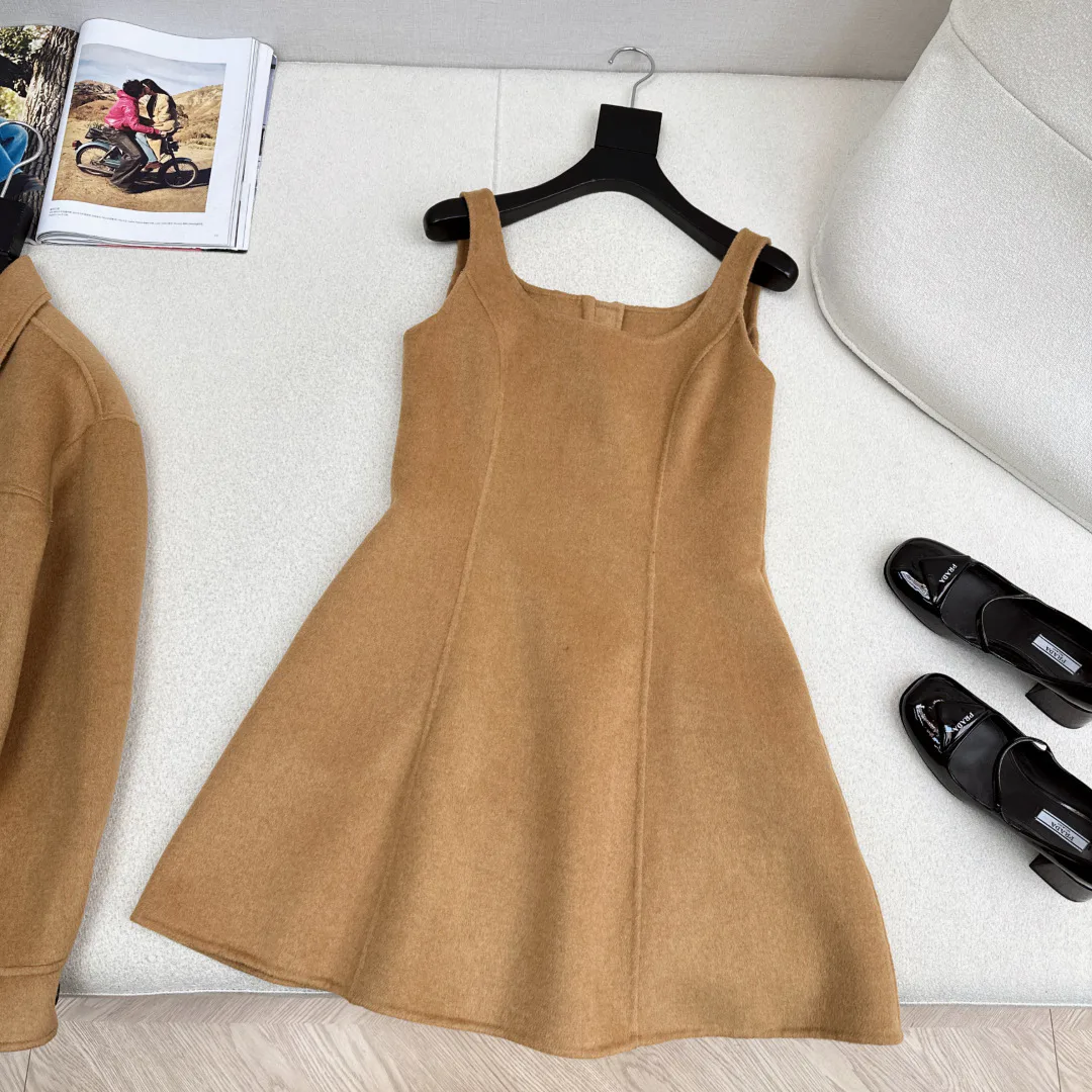 Платья Женские Louis Vuitton 1684268