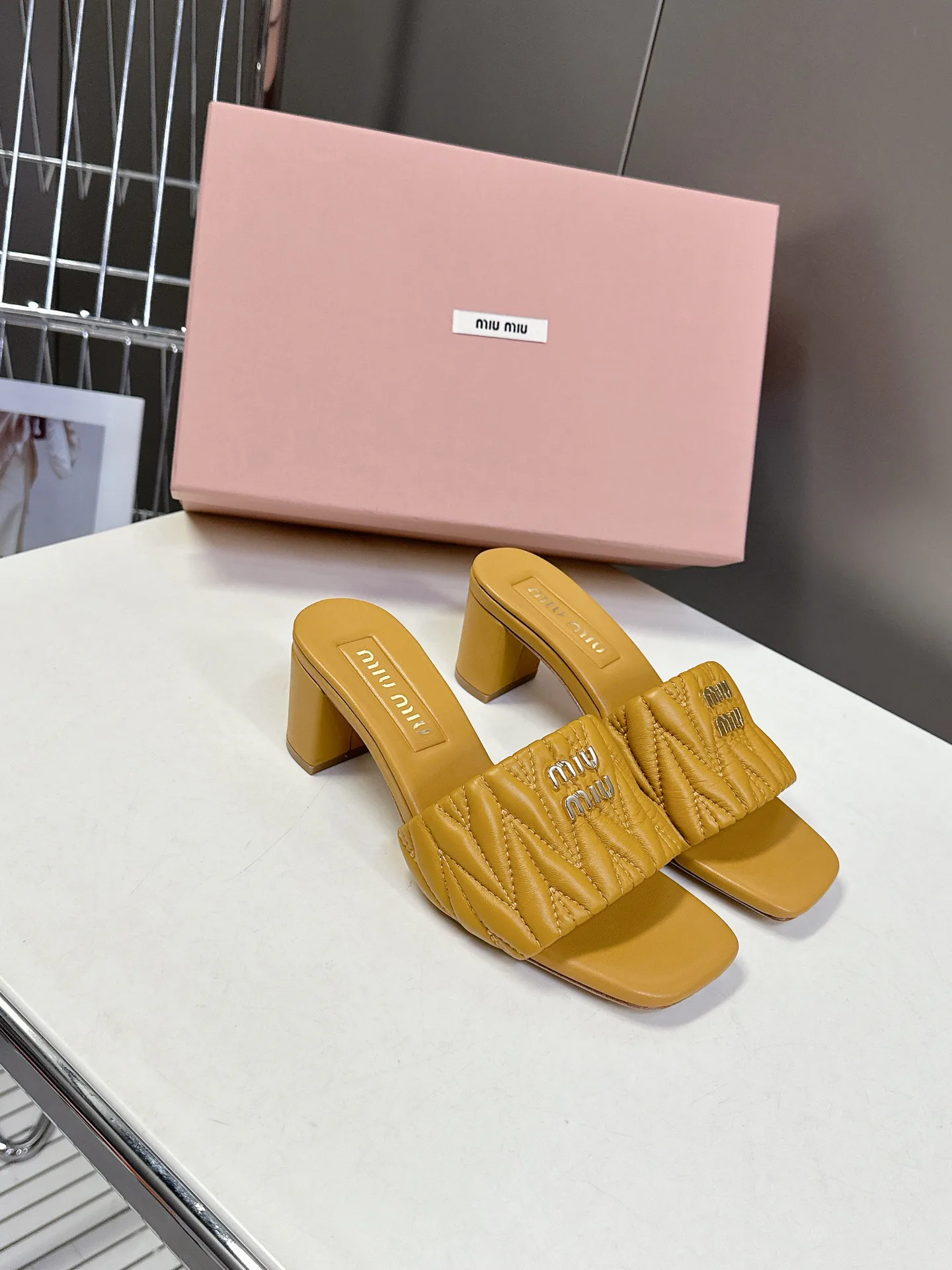 Сандалии Женские Miu Miu 13332420