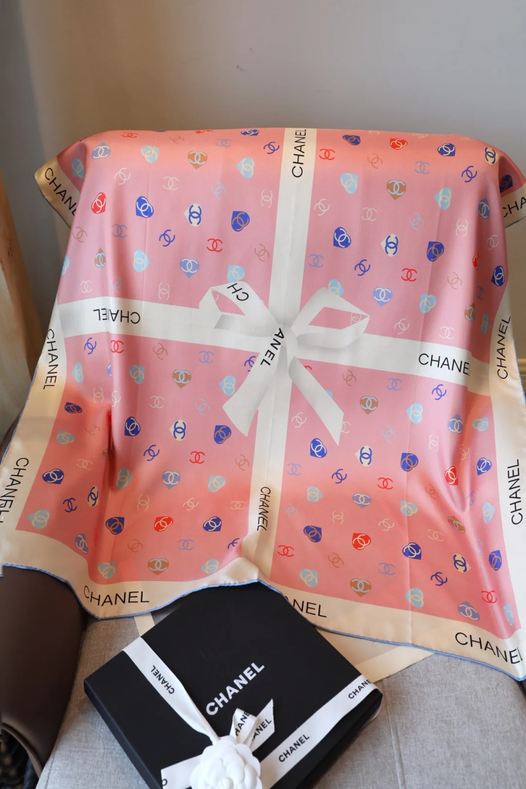 Шарфы Chanel 13449371