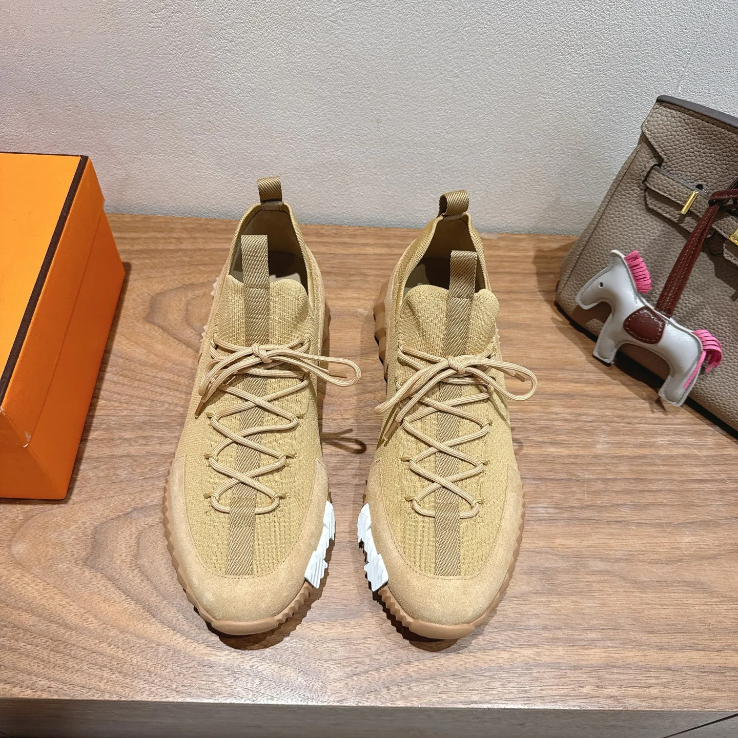 Кроссовки Женские Hermes 4852684