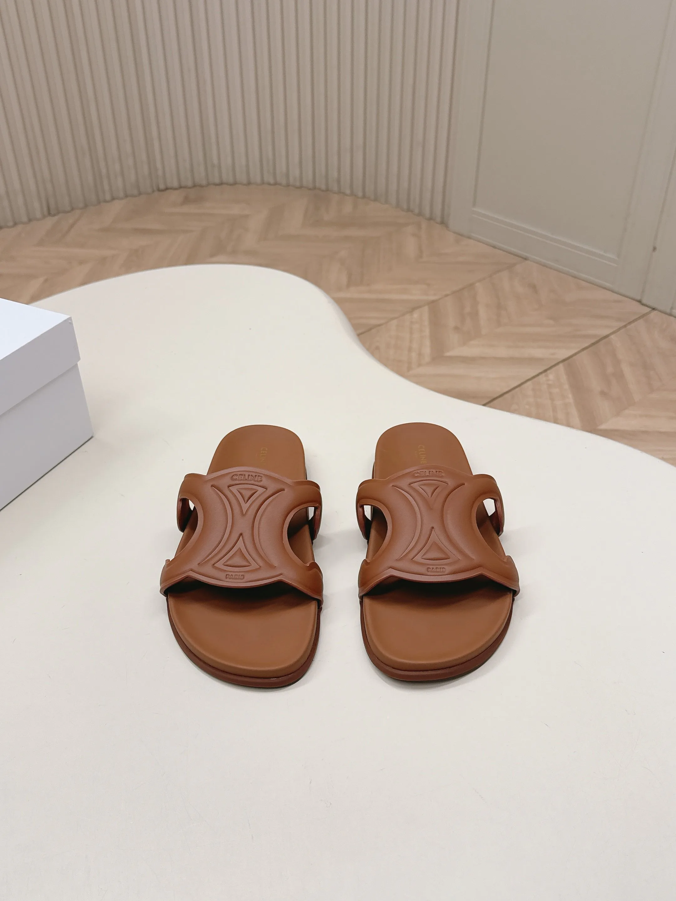 Сандалии Женские Celine 11648921