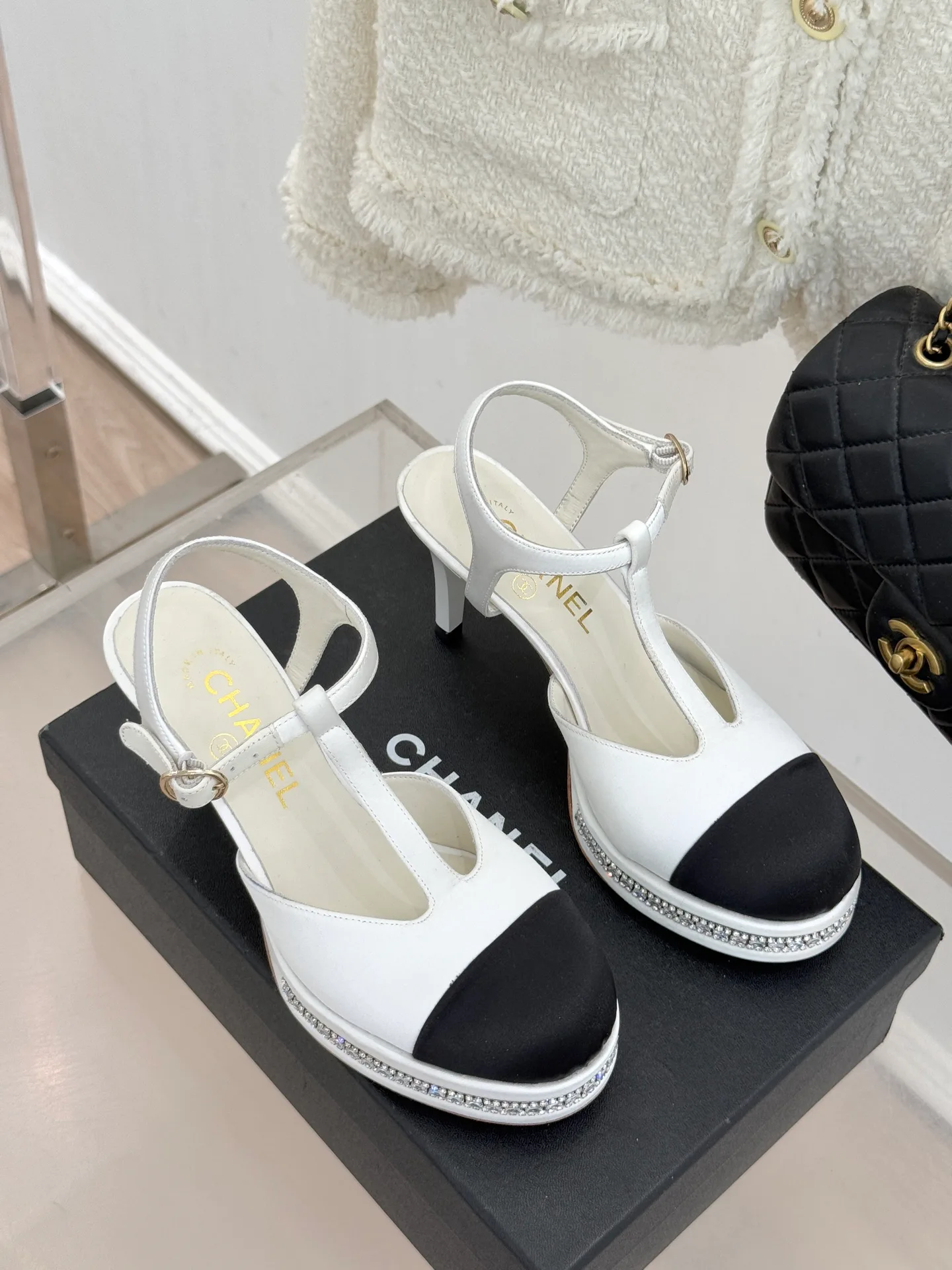 Босоножки Женские Chanel 11459261
