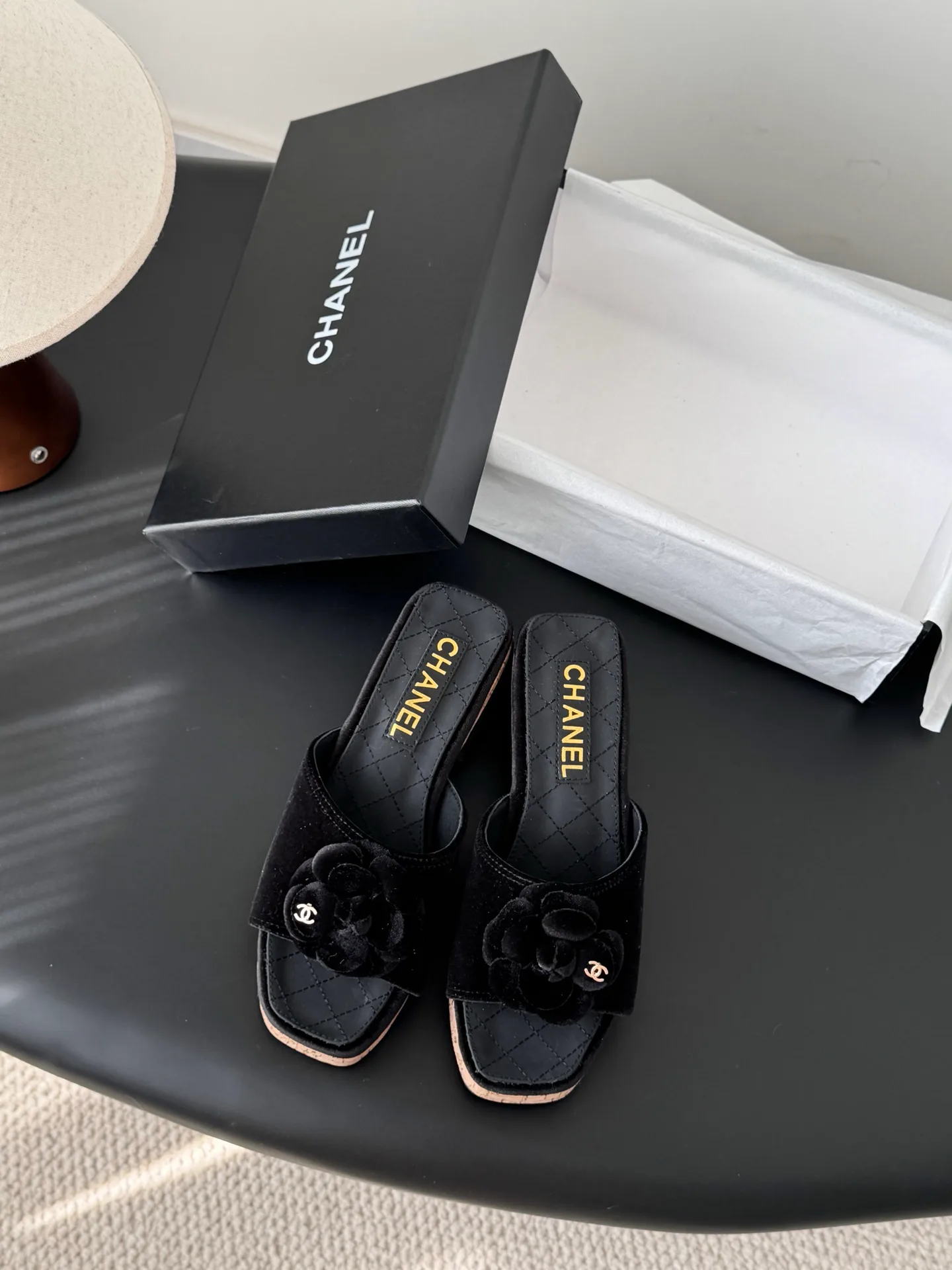 Босоножки Женские Chanel 10874618