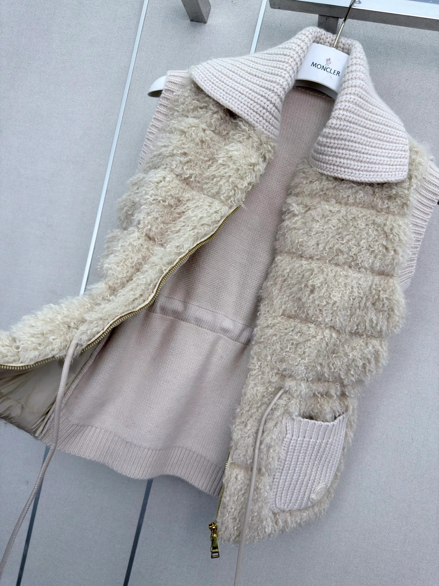 Жилеты Женские Moncler 18108848