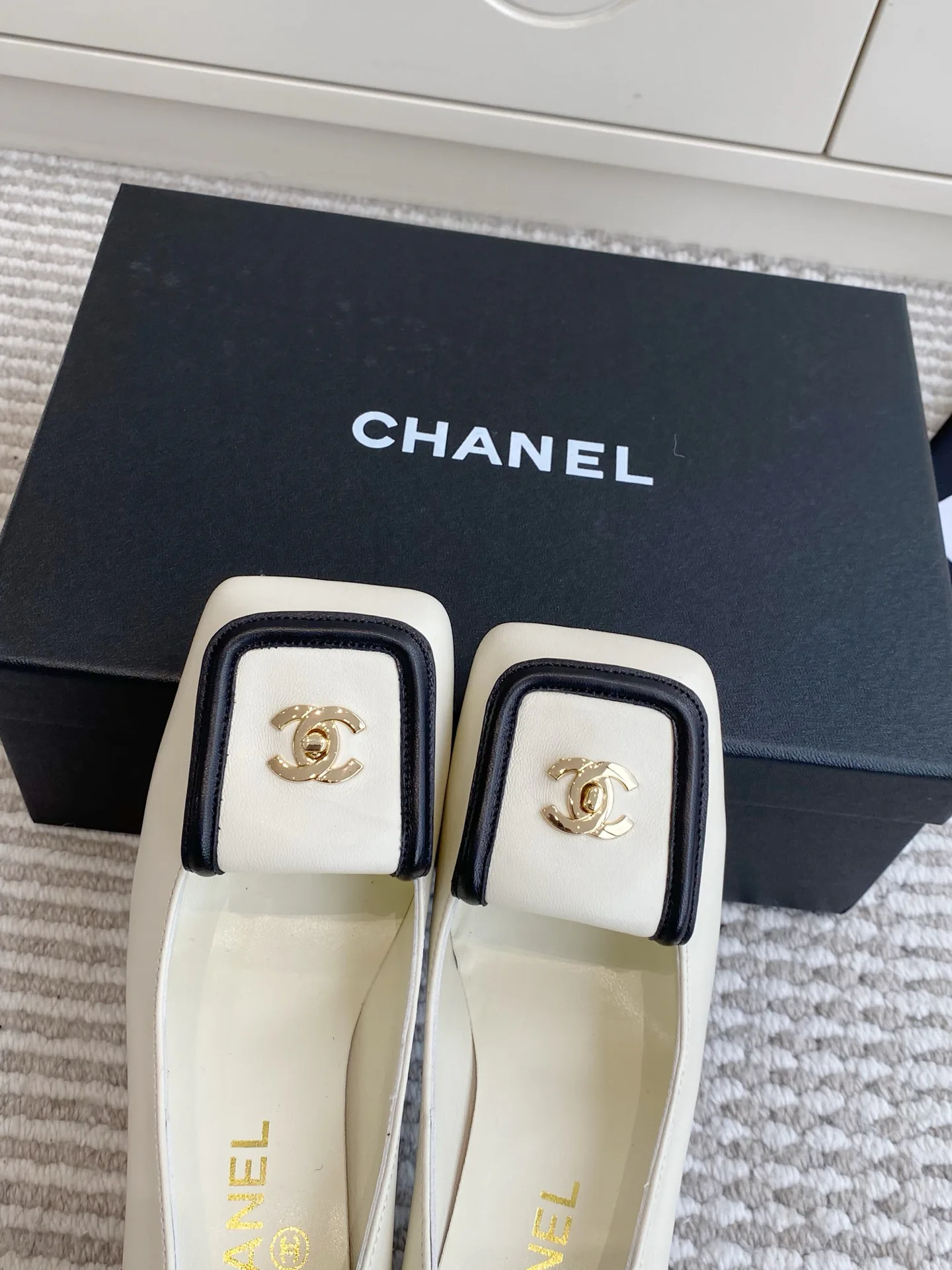 Туфли Женские Chanel 16932205