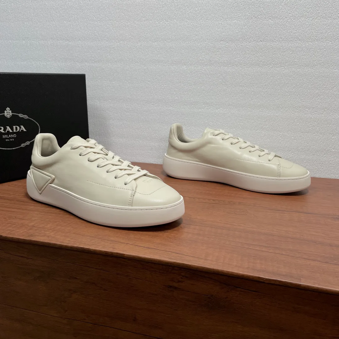 Кроссовки Мужские Prada 19555390
