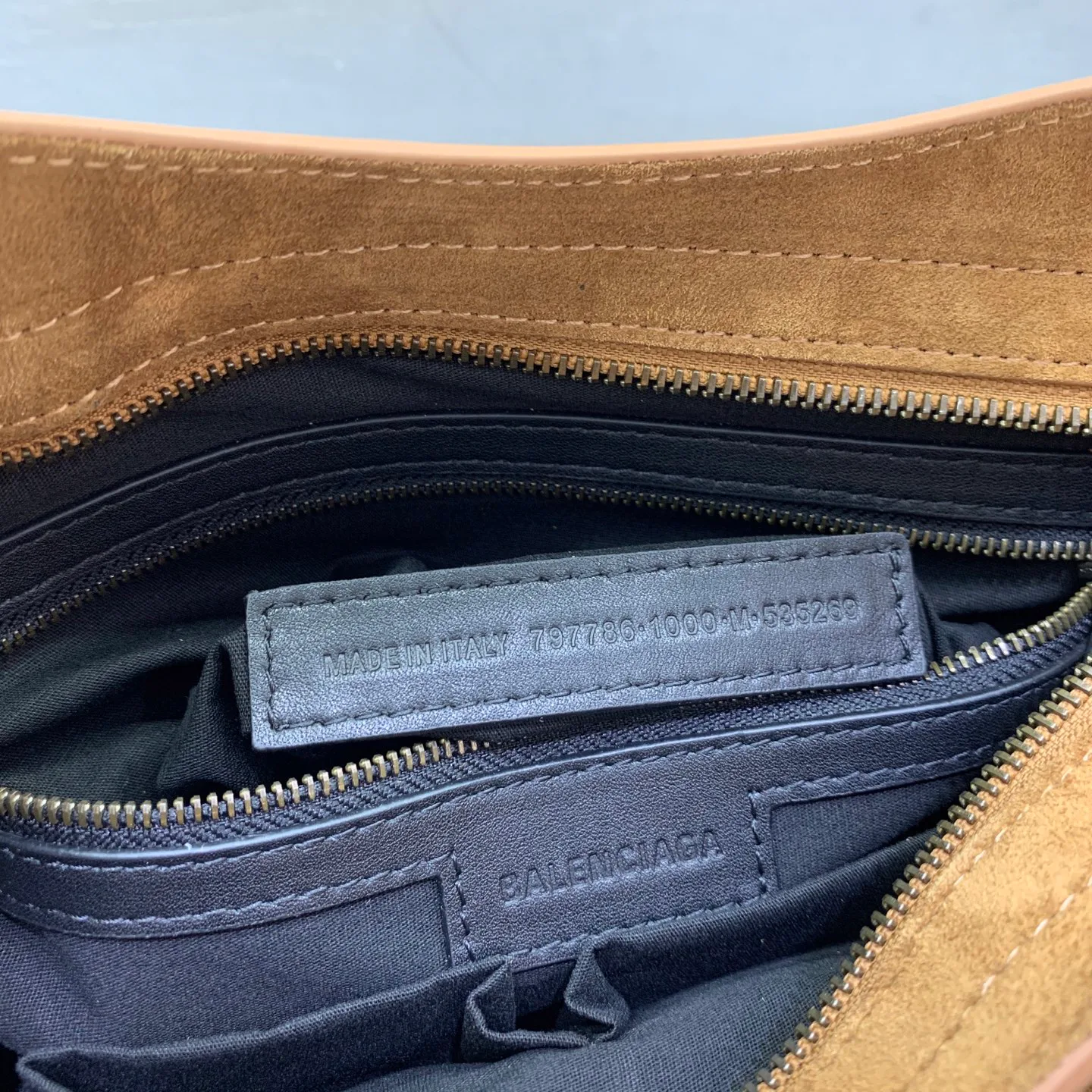 Классические Сумки Женские Balenciaga 12712541